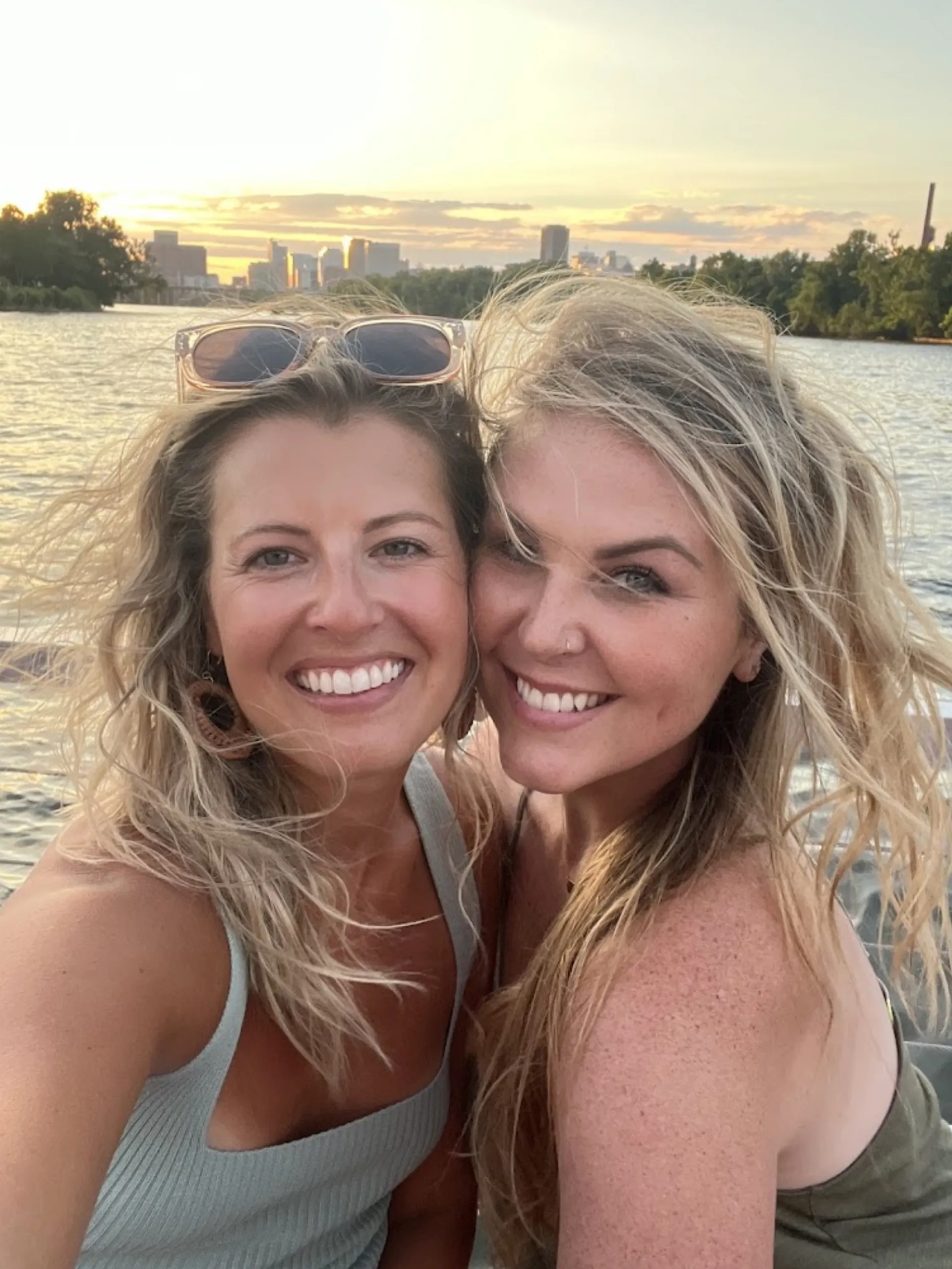 Paddle Party Boat in Richmond, VA — photo 3