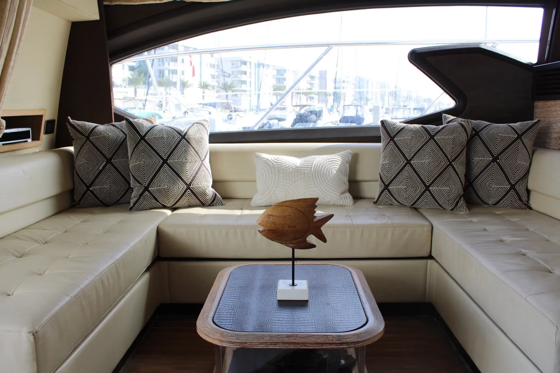 64 feet luxury yacht lots of toys!