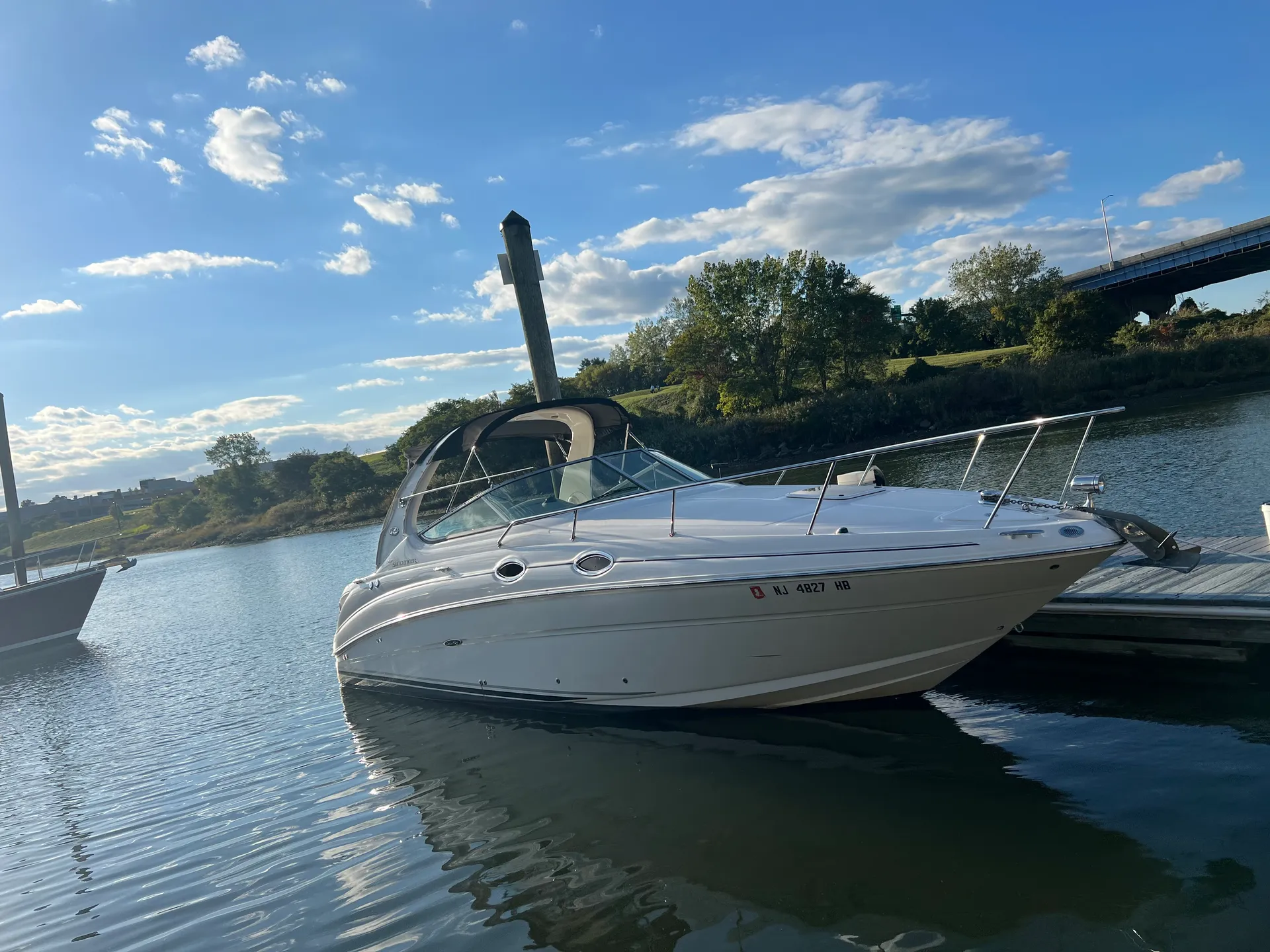 Sea Ray Boats IO1128020 in Stamford, CT — photo 2