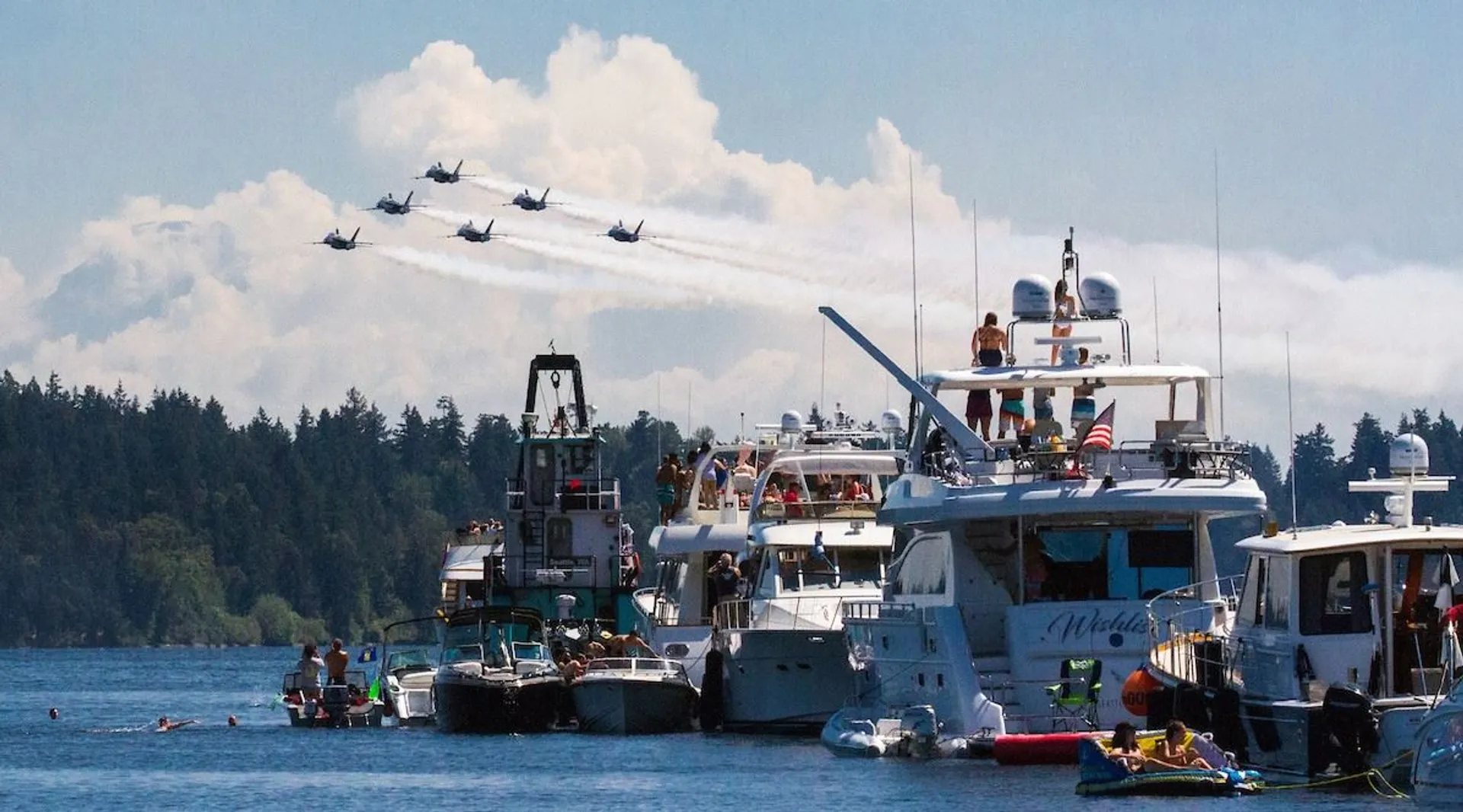 Luxury Yacht Charter, Seattle or San Juan Islands