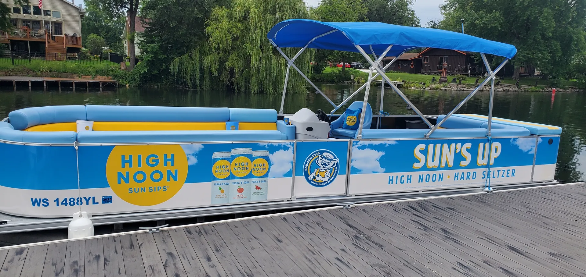 Aquatoon 240T RE in Fort Lauderdale, FL — photo 5