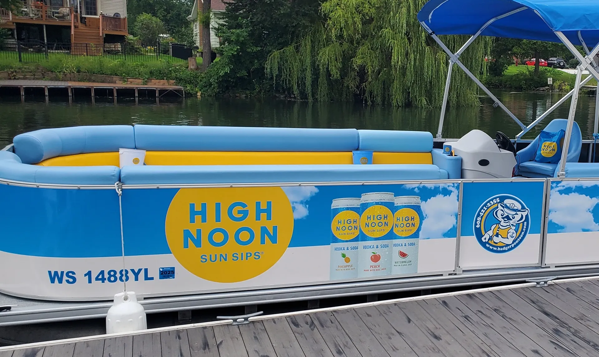 Aquatoon 240T RE in Fort Lauderdale, FL — photo 2