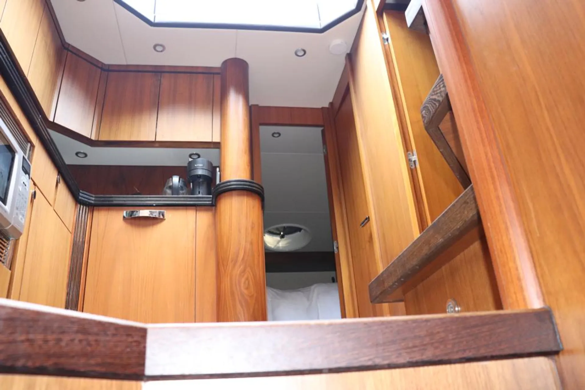 Sunseeker Manhattan in Miami Beach, FL — photo 5