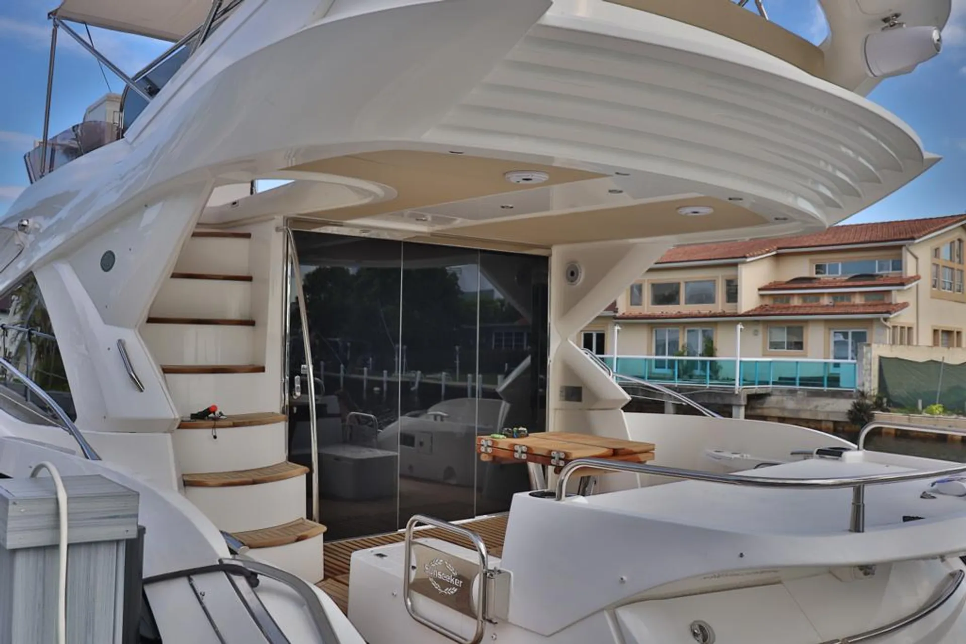 Sunseeker Manhattan in Miami Beach, FL — photo 6