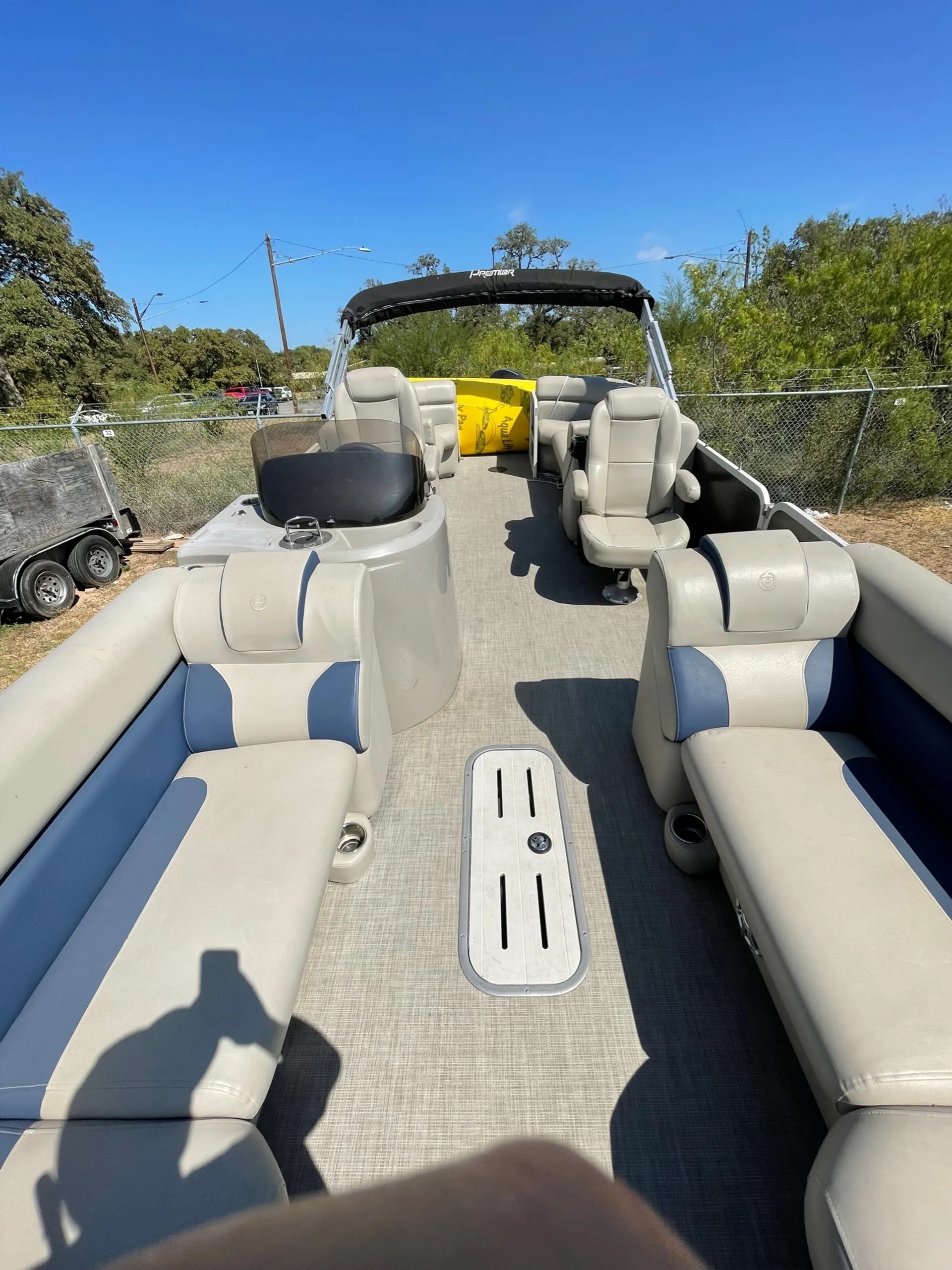 PREMIER MARINE 240 SUNSATION RE TRIPLE TUBE in Austin, TX — photo 2