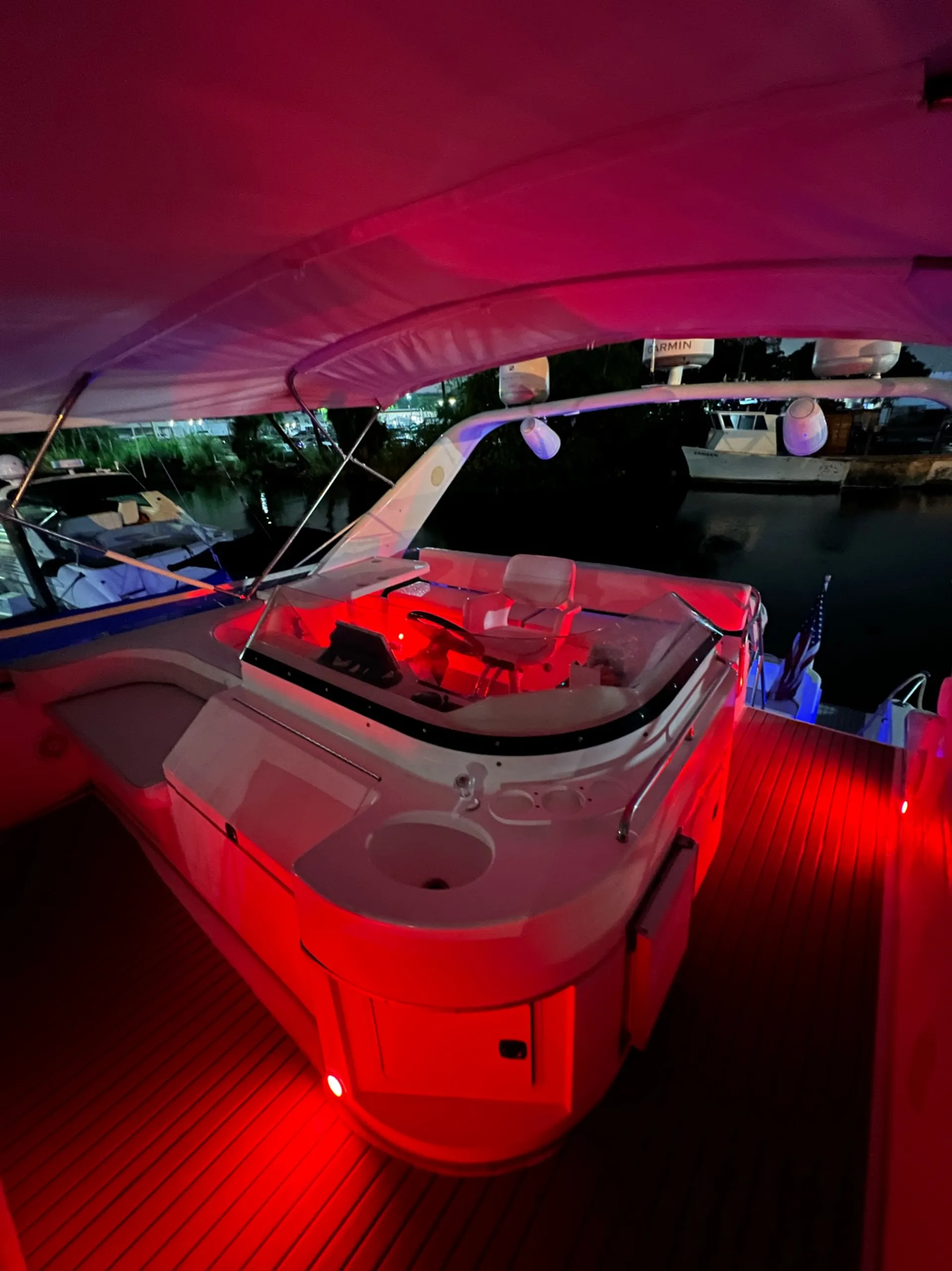 FREE HOUR!! SPACIOUS 50’ SEARAY YACHT, MIAMI FL (NO HIDDEN FEES)