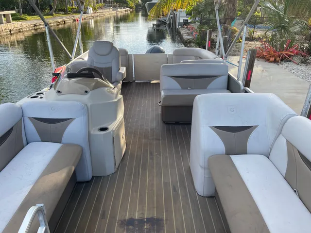 Rent a GODFREY MARINE pontoon in Summerland Key, FL near me