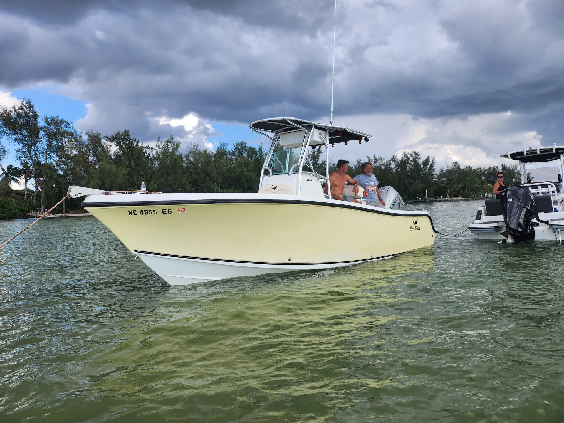 Rent a Mako Marine 234 CC W/225XXL Opti in Sarasota, FL on Boatsetter