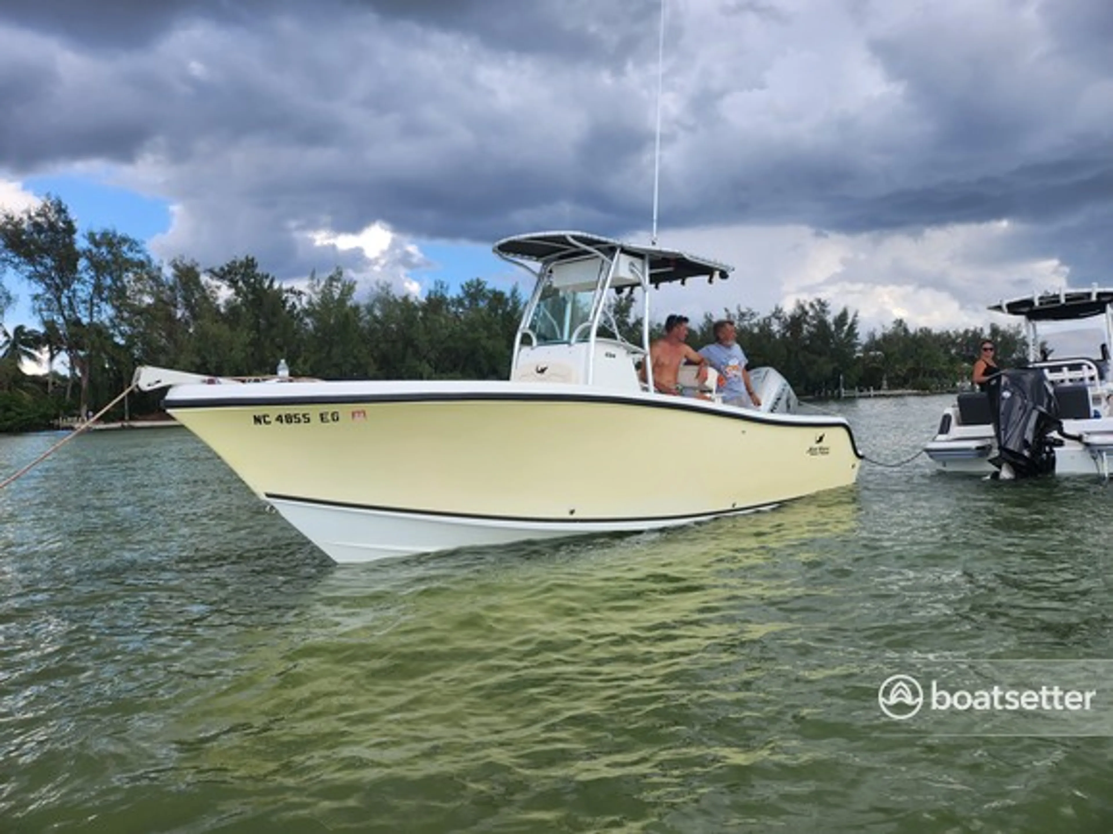 Rent a Mako Marine 234 CC W/225XXL Opti in Sarasota, FL on Boatsetter