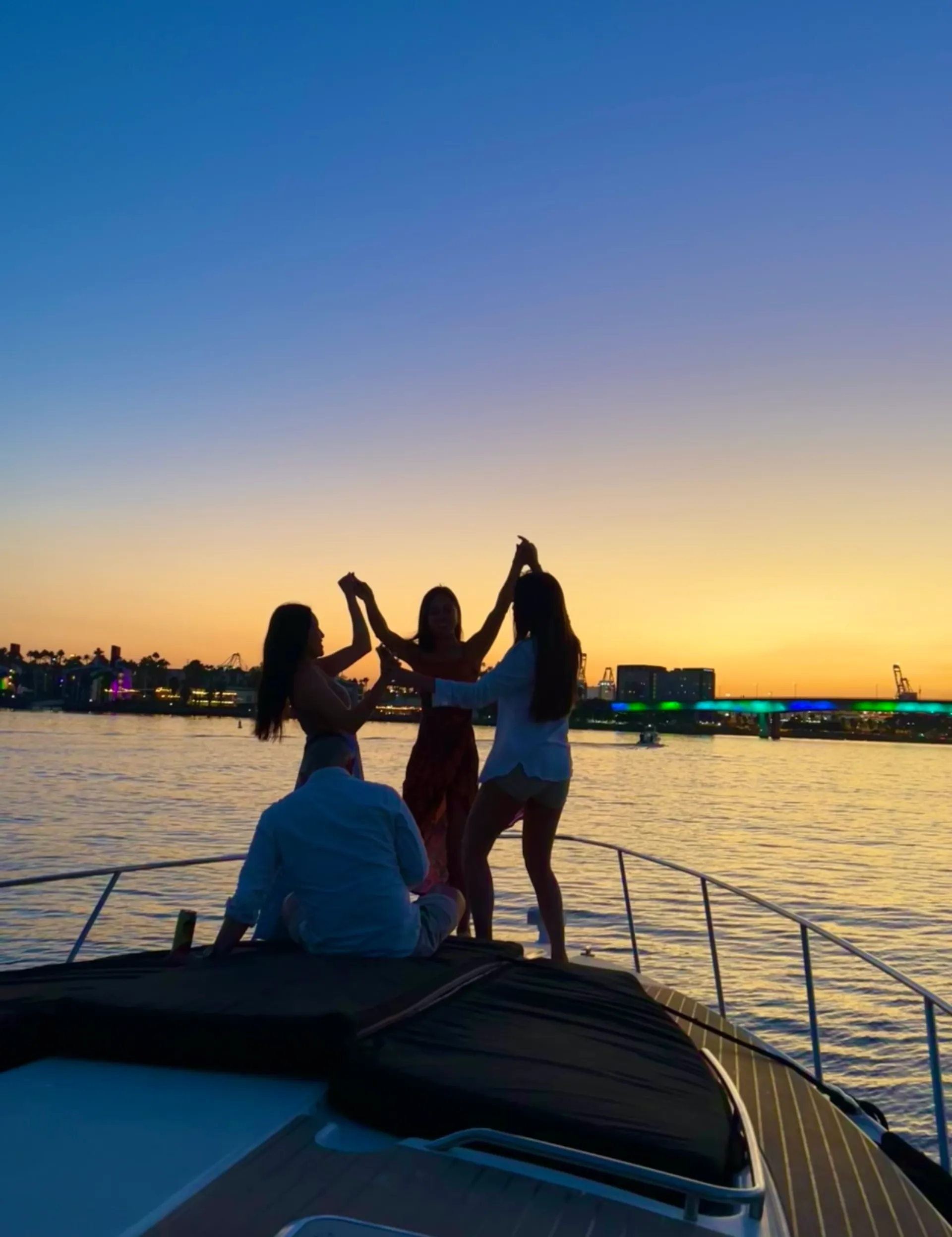 48' Luxury Yacht - Harbor Cruise - Catalina Island