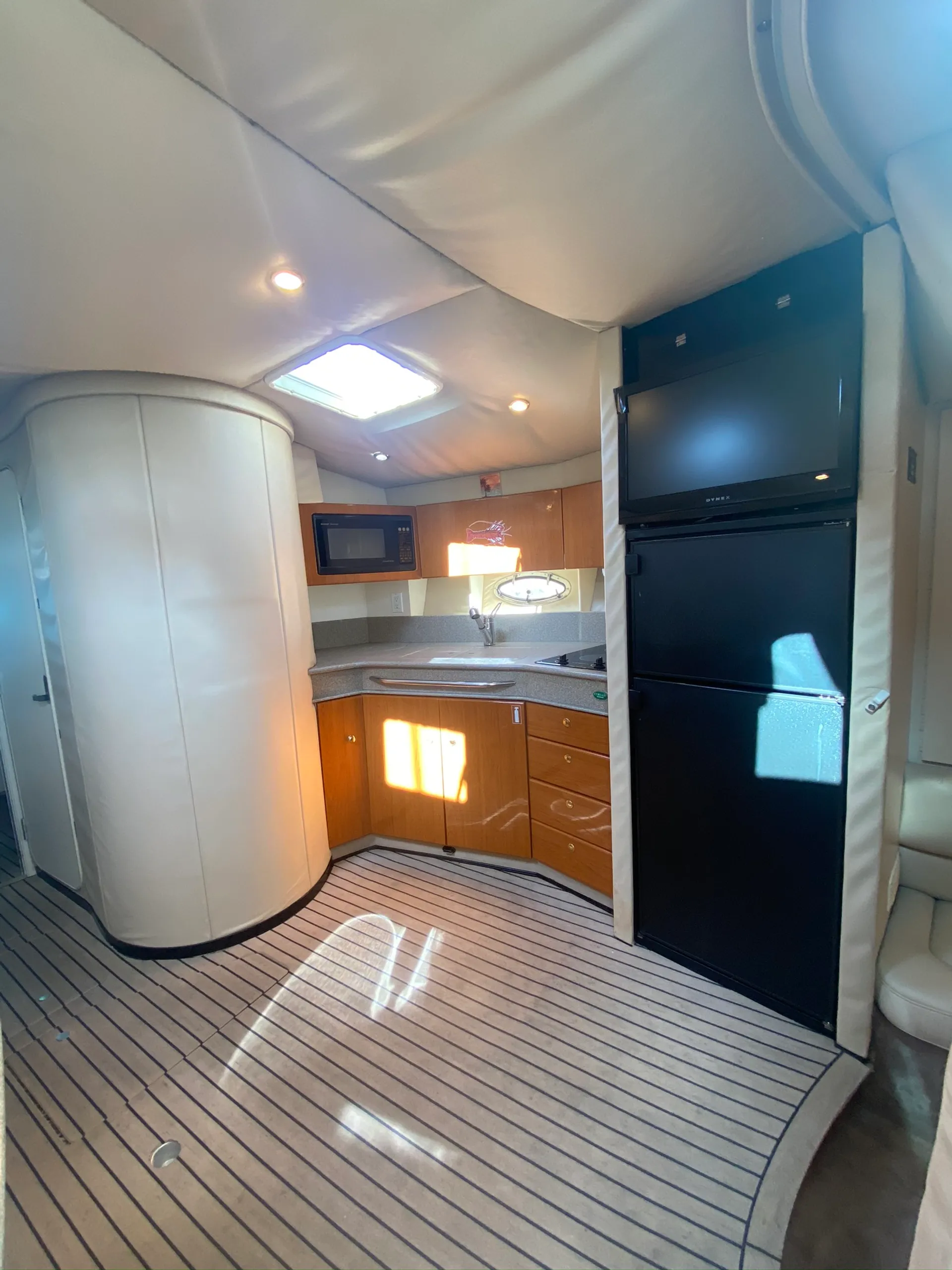 48' Luxury Yacht - Harbor Cruise - Catalina Island