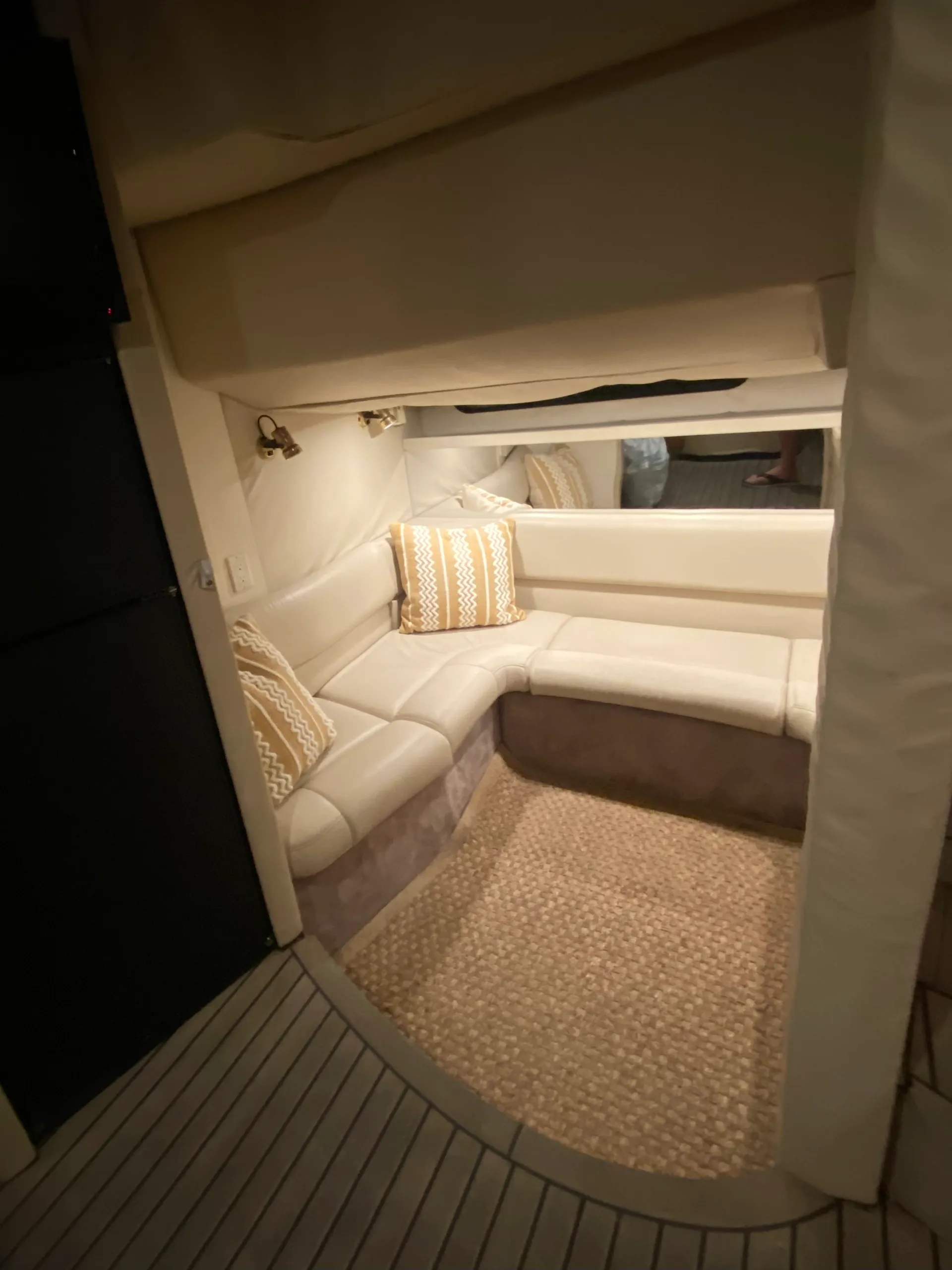 48' Luxury Yacht - Harbor Cruise - Catalina Island