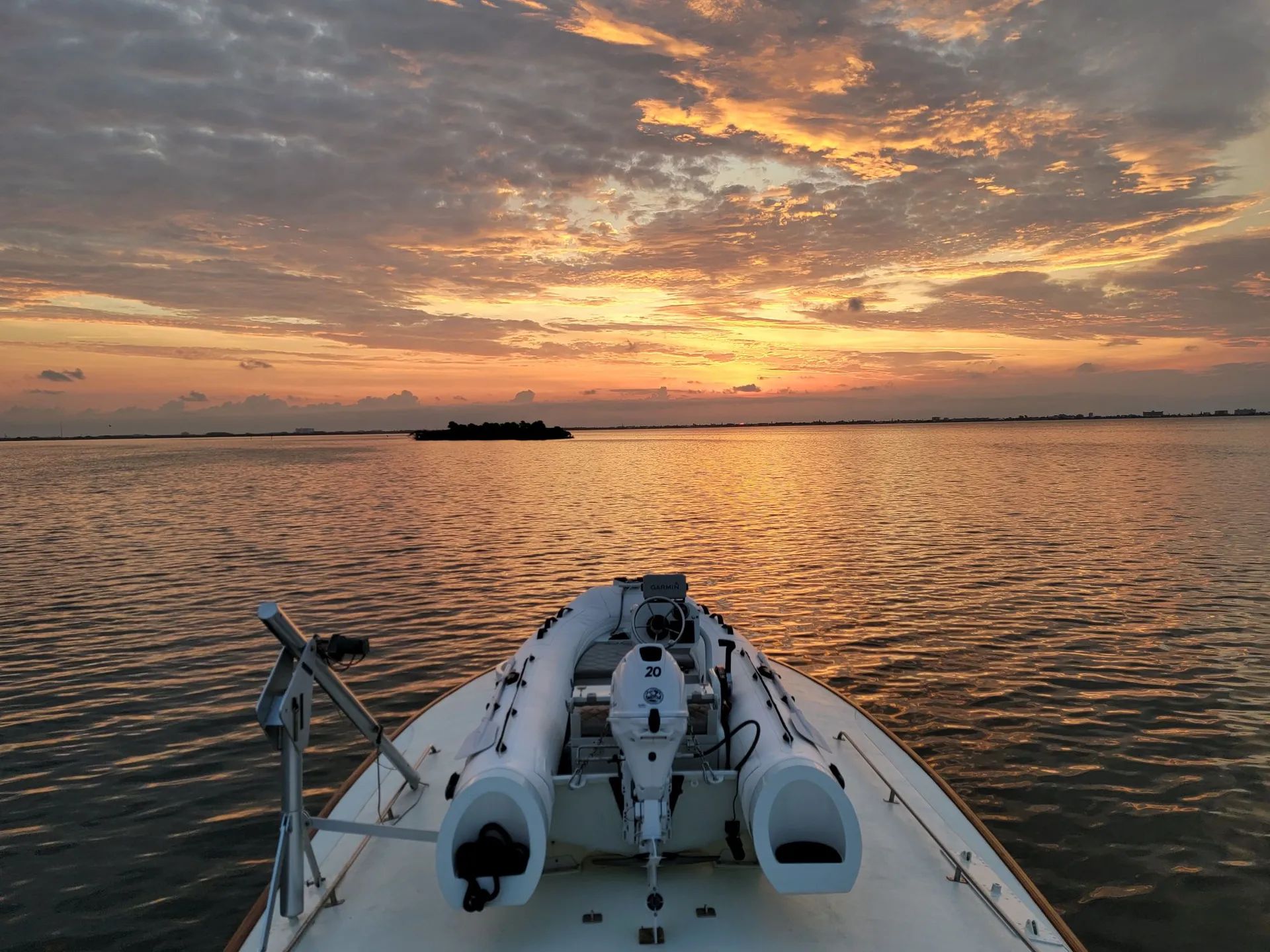 Cruise on a Custom luxury yacht