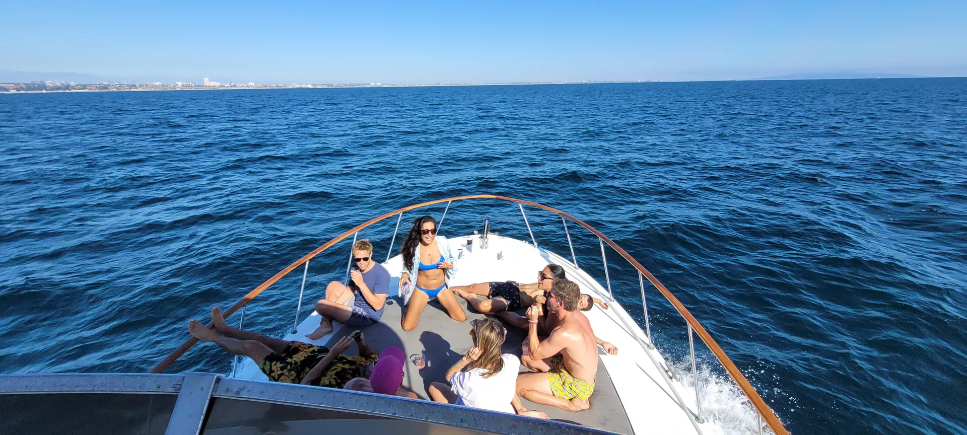 🌊 BEST VALUE ☀️ Huge Bow Cushion! Classic 50ft Motor Yacht ⚓️