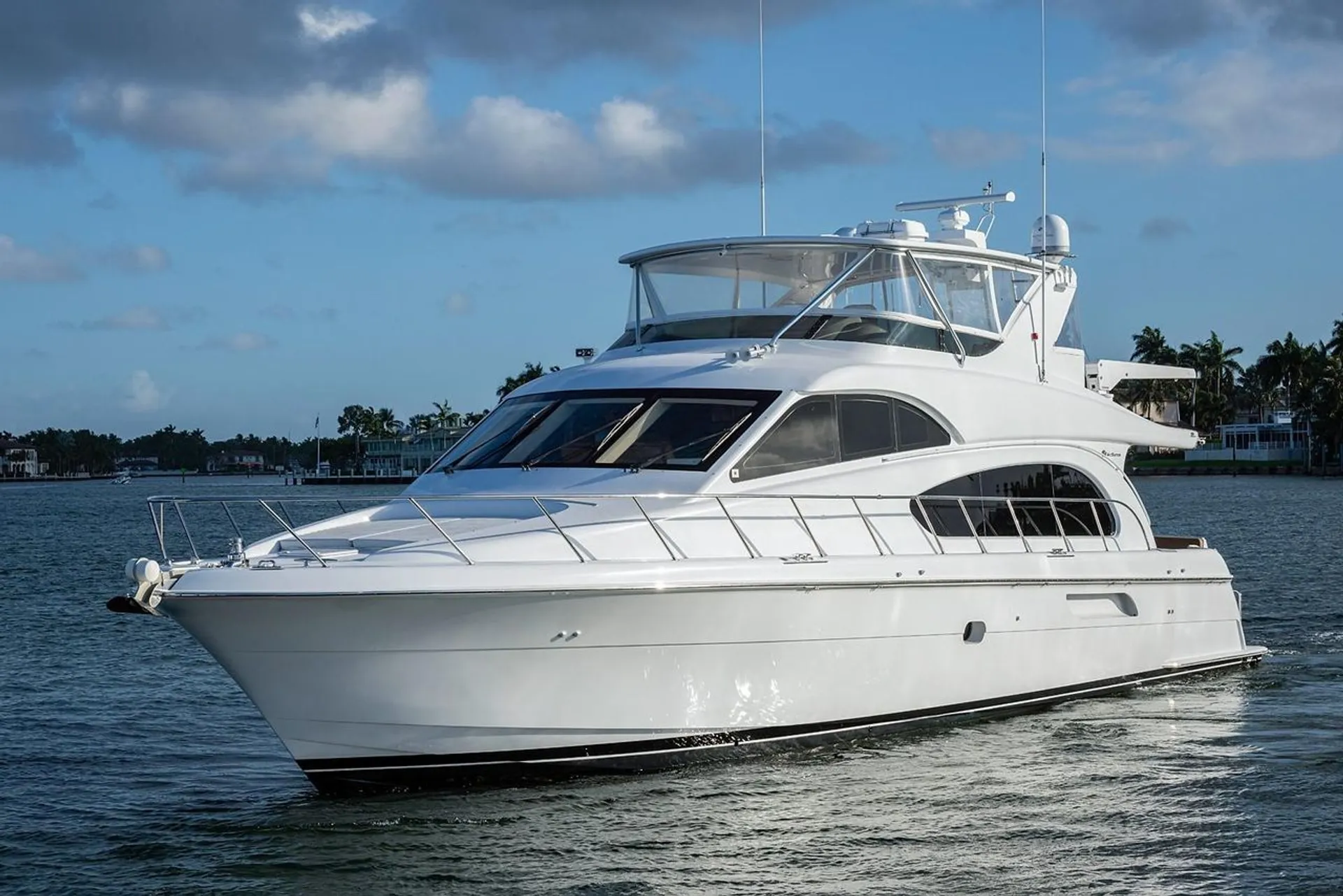 64 Hatteras motor yacht  lots of toys 