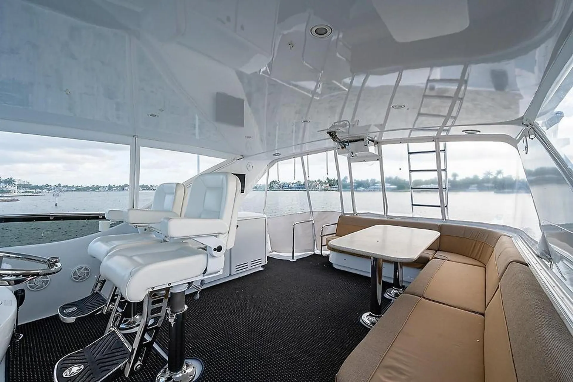 64 Hatteras motor yacht  lots of toys 