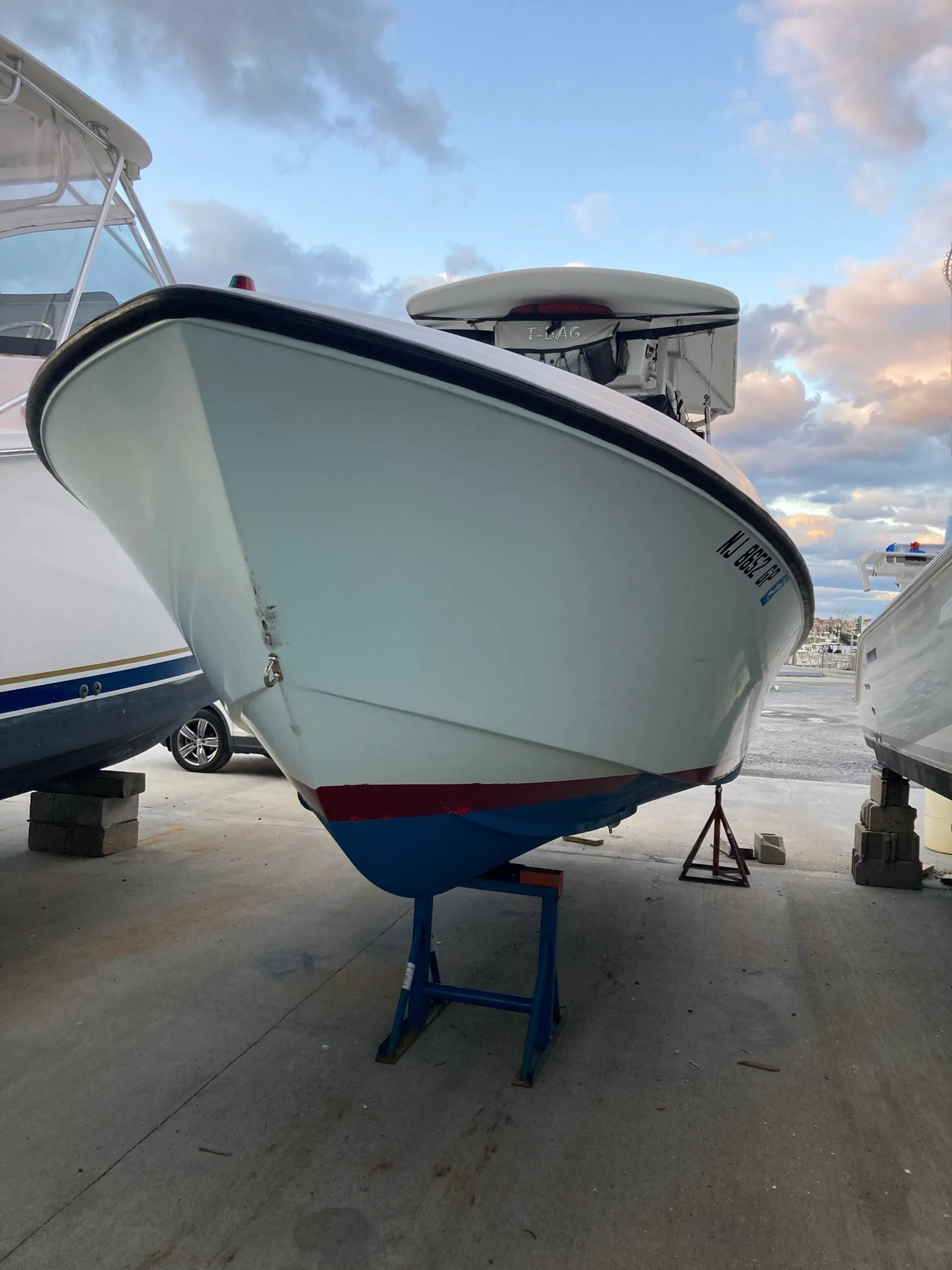 Aquasport 22-2 Center Console Pro V in Brooklyn, NY — photo 6