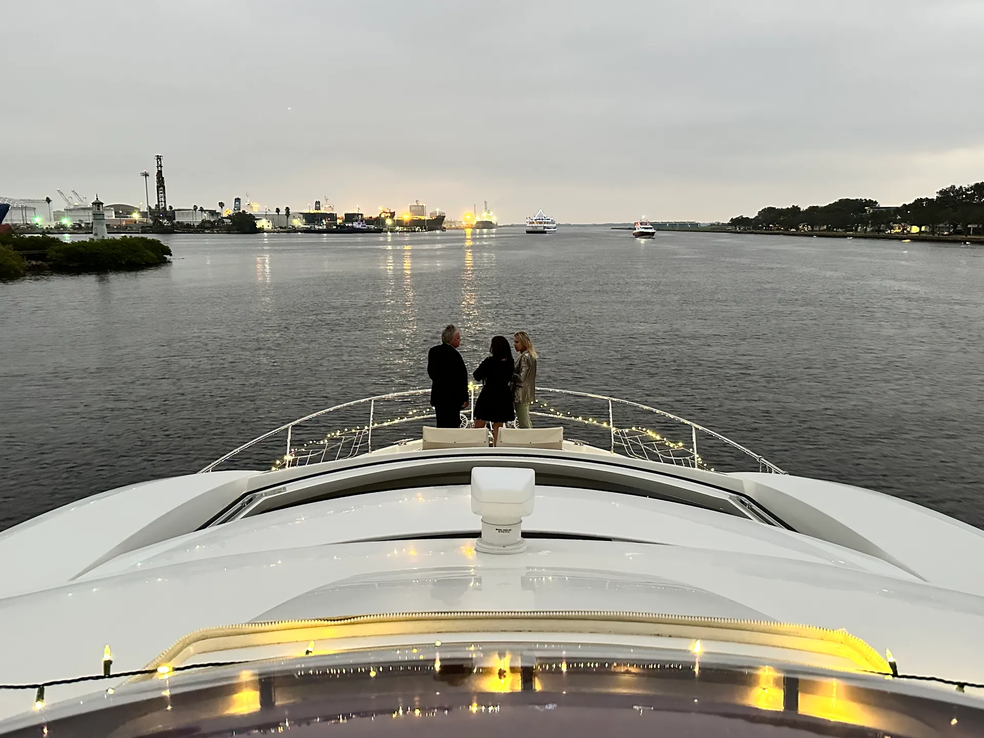 64' Prestige Luxury Yacht