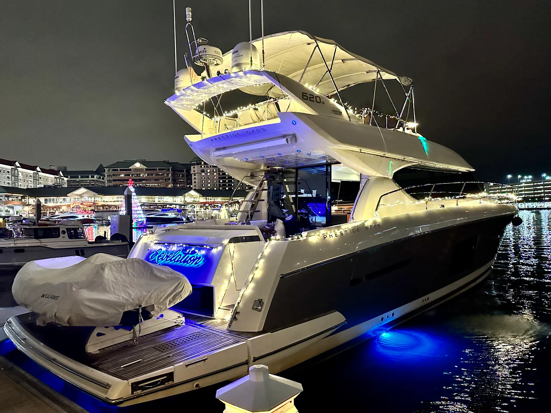 64' Prestige Luxury Yacht