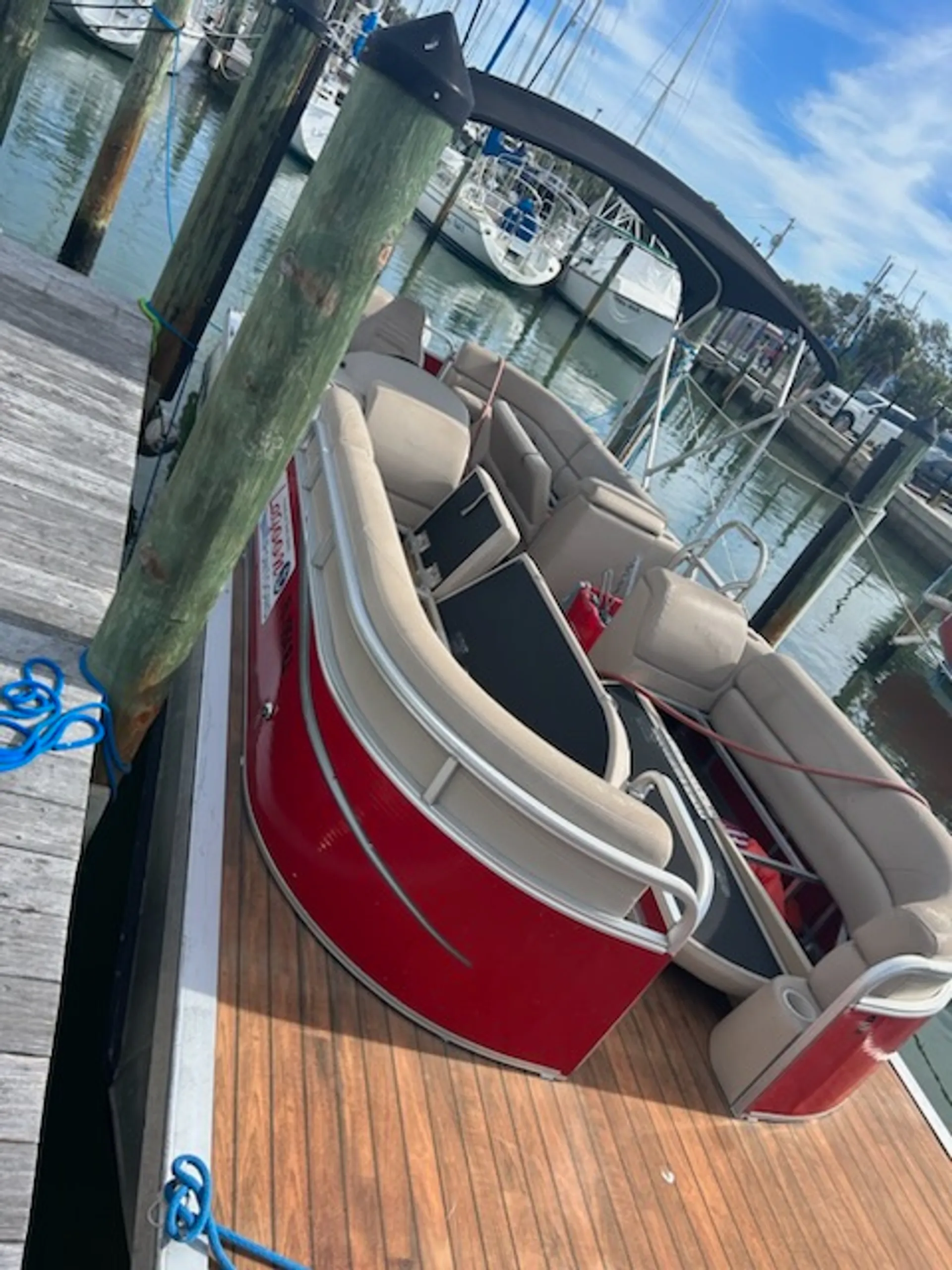AVALON PONTOONS 25 GS CRUISE WAVEGLIDER TT in Gulfport, FL — photo 9