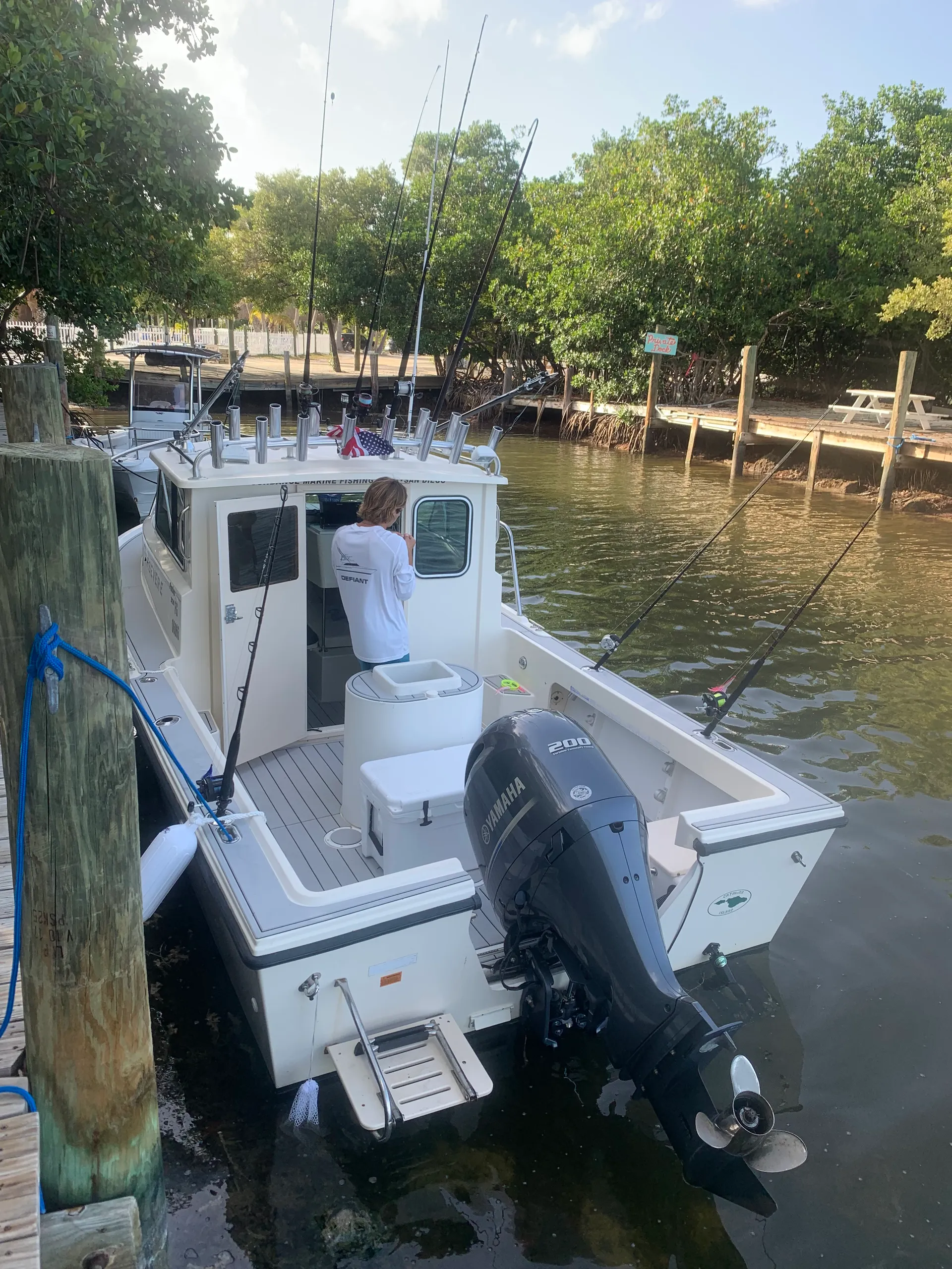 PARKER MARINE 2100 BAY W/200HP 4-STROKE in Islamorada, FL — photo 4