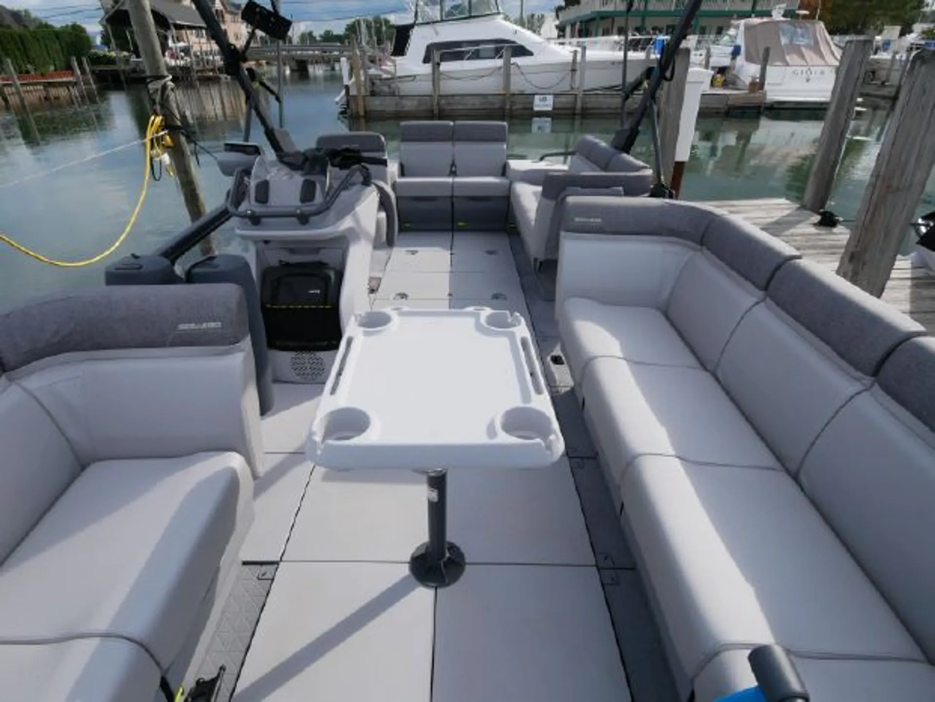 2023 SeaDoo 21 Switch Cruise 