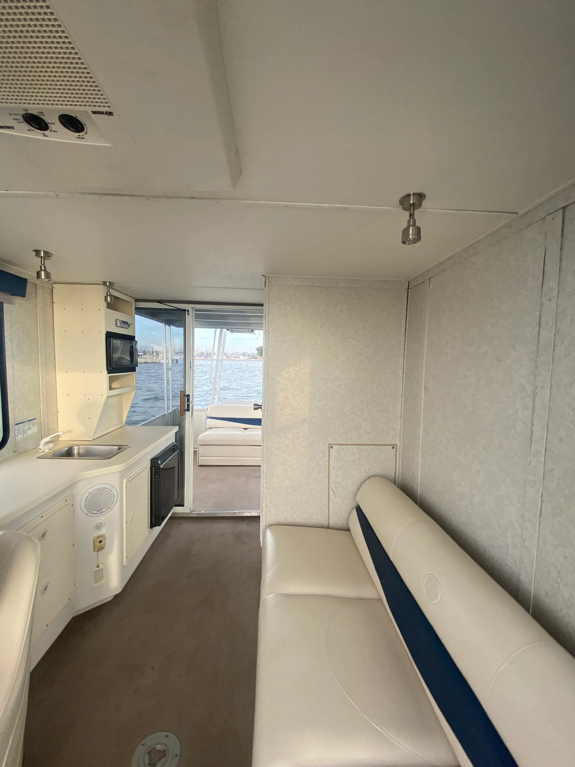 32 Feet Party Cruiser Pontoon with Slide for up to 12