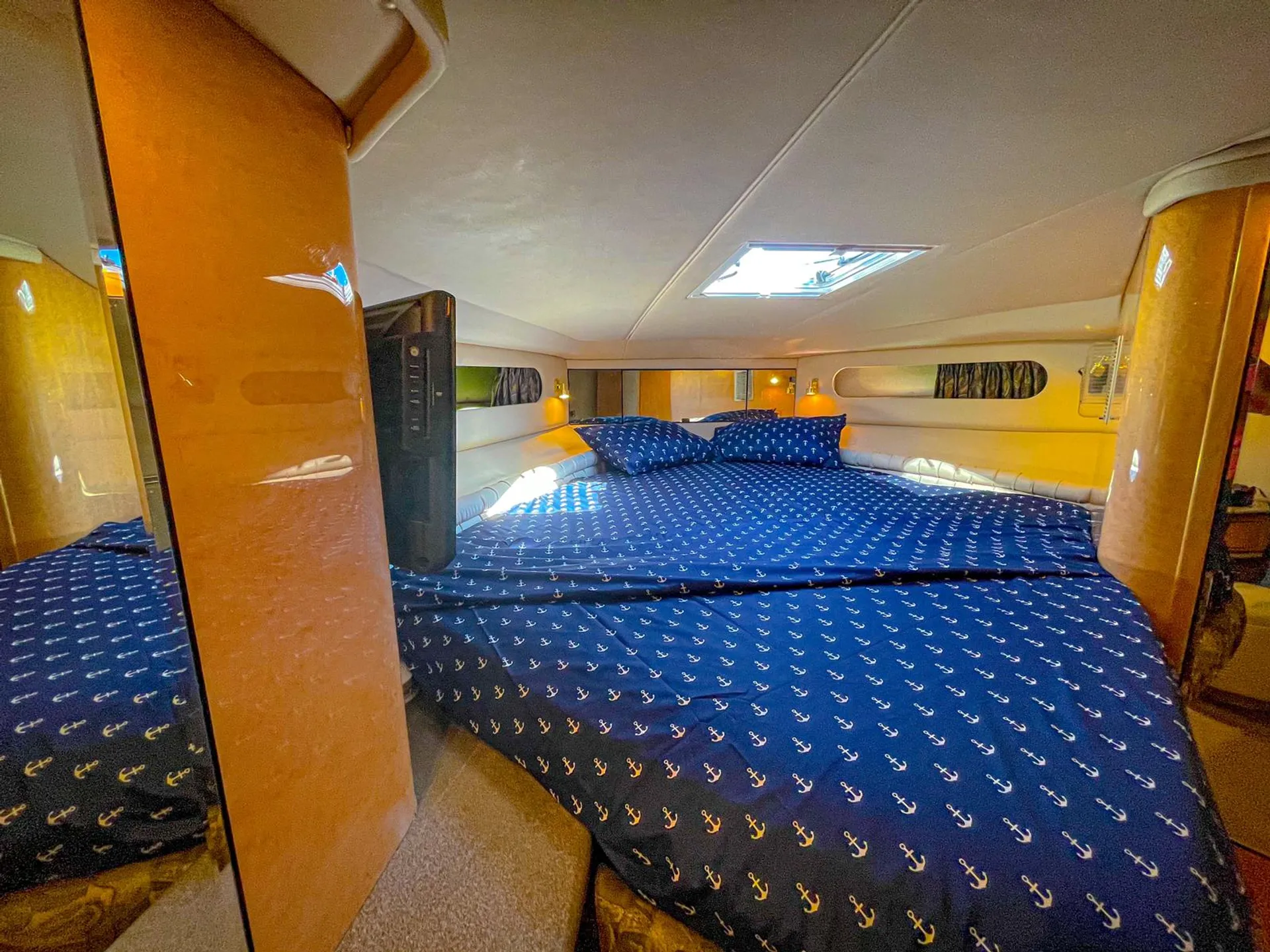 Sea Ray Boats 540 Sundancer in Miami, FL — photo 2