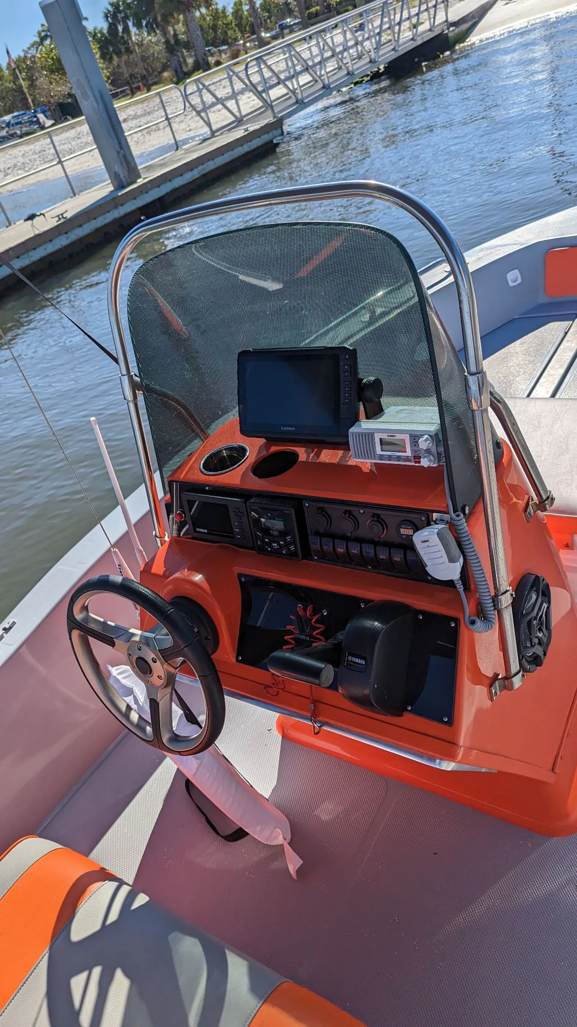 Bayliner 1703 Trophy Force  in Jensen Beach, FL — photo 8