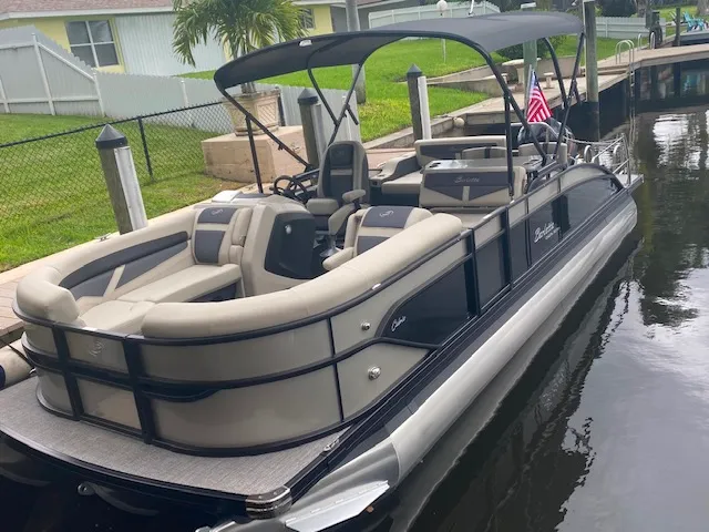 Rent a BARLETTA ENTERTAINMENT pontoon in Punta Gorda, FL near me