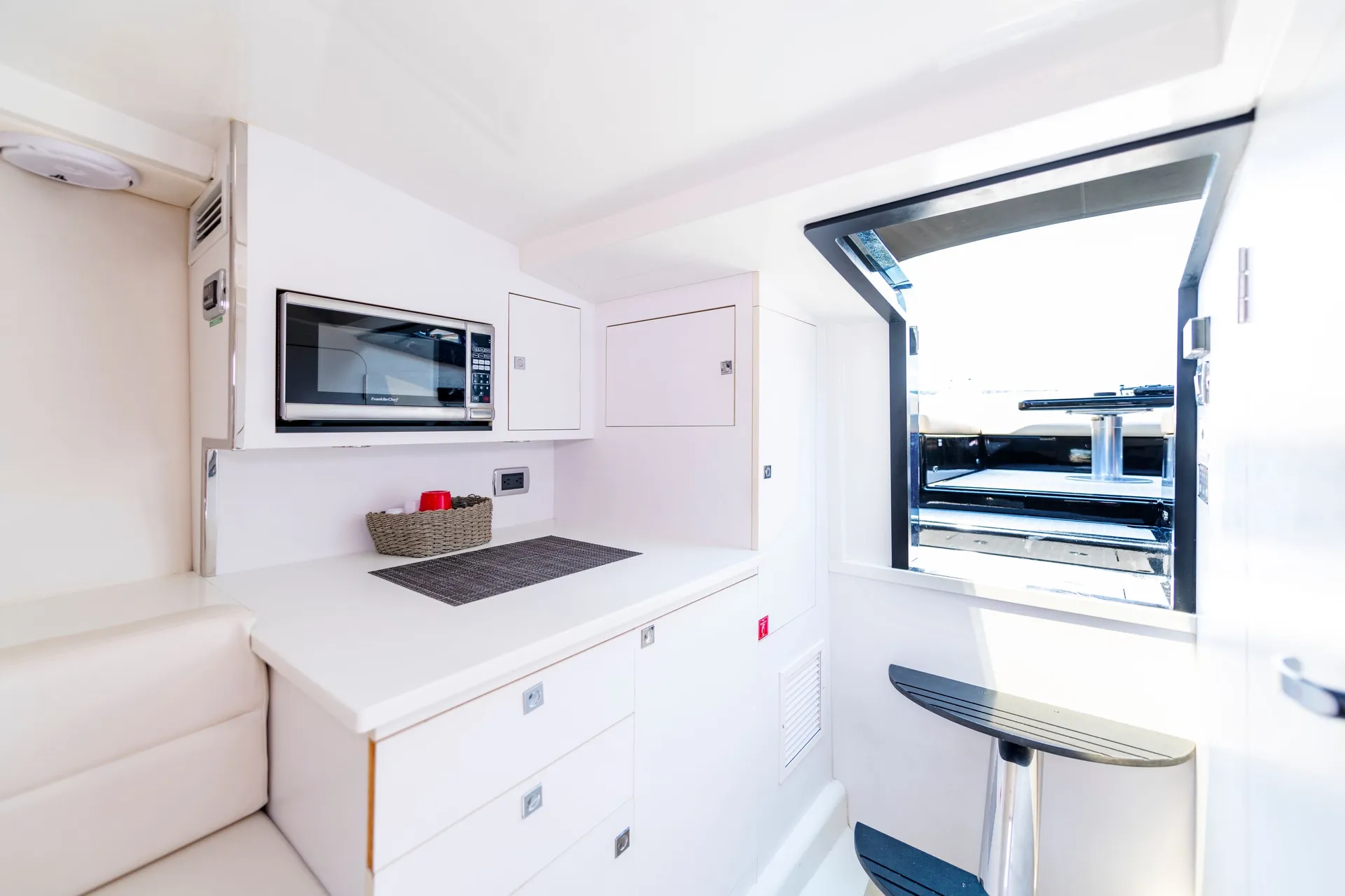 VanDutch VanDutch 40 in Miami Beach, FL — photo 5