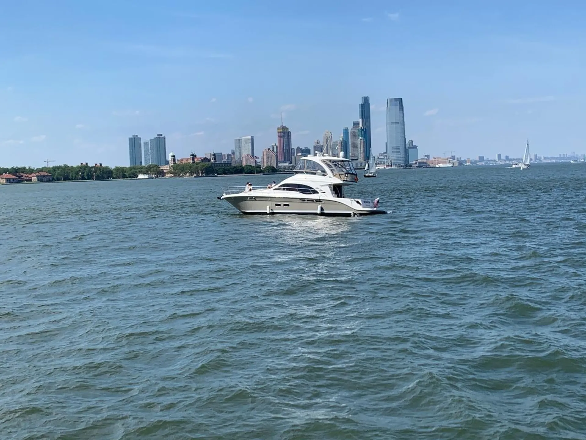 56 Ft Cruises around Manhattan NY and more...