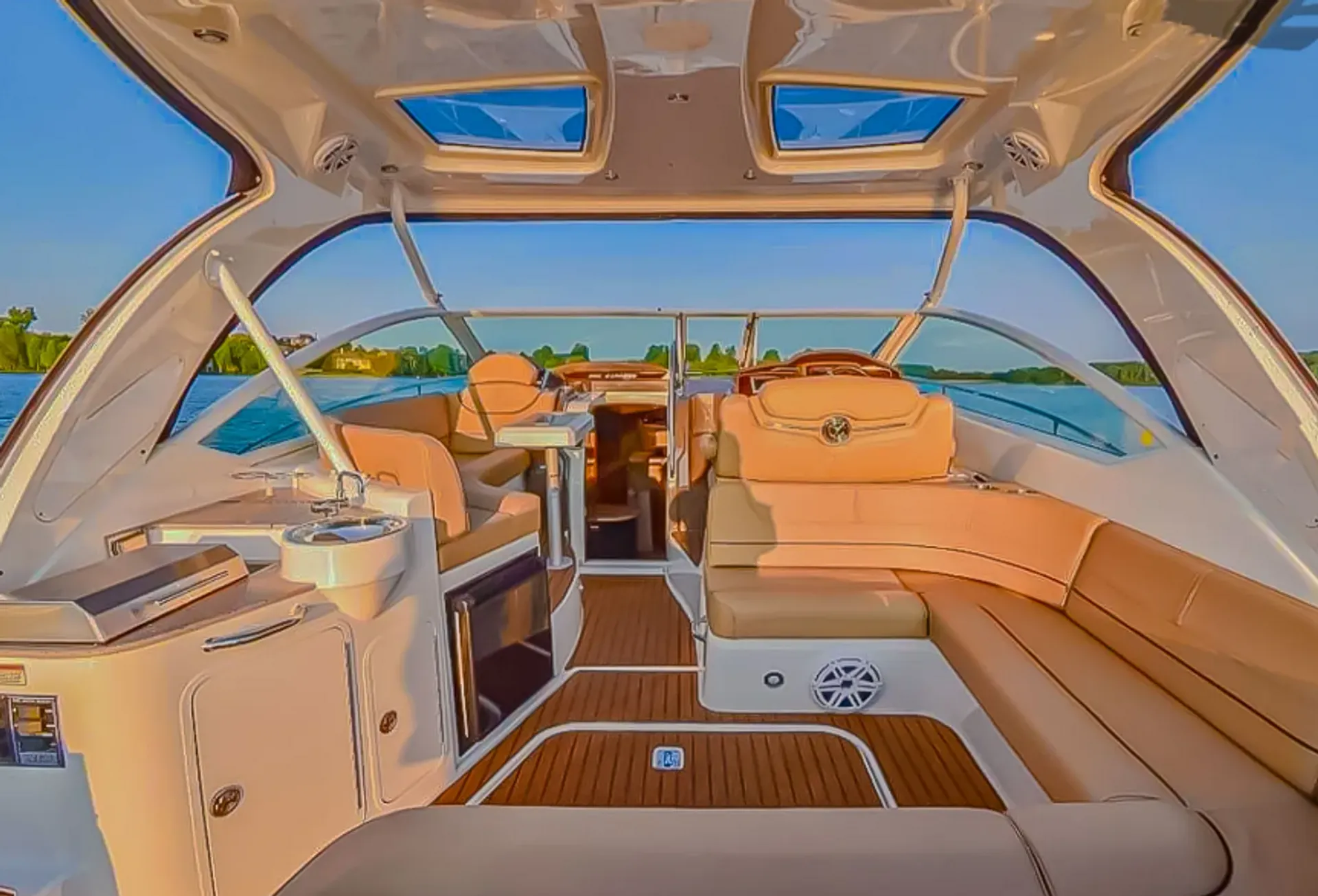 Cruisers Yachts 380 Express Joystick in Pompano Beach, FL — photo 3