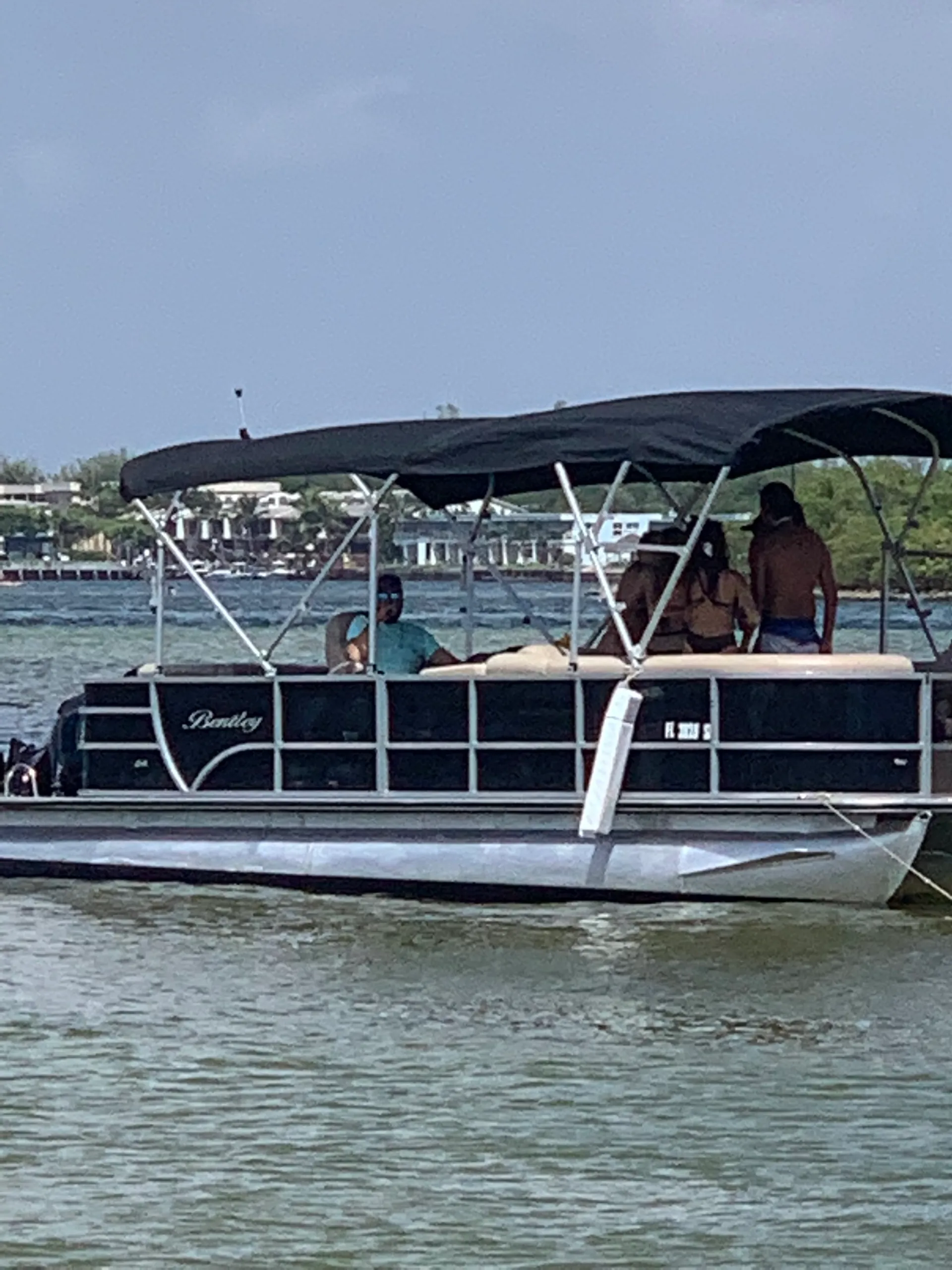 Bentley Pontoon 22 in Sunny Isles Beach, FL — photo 3