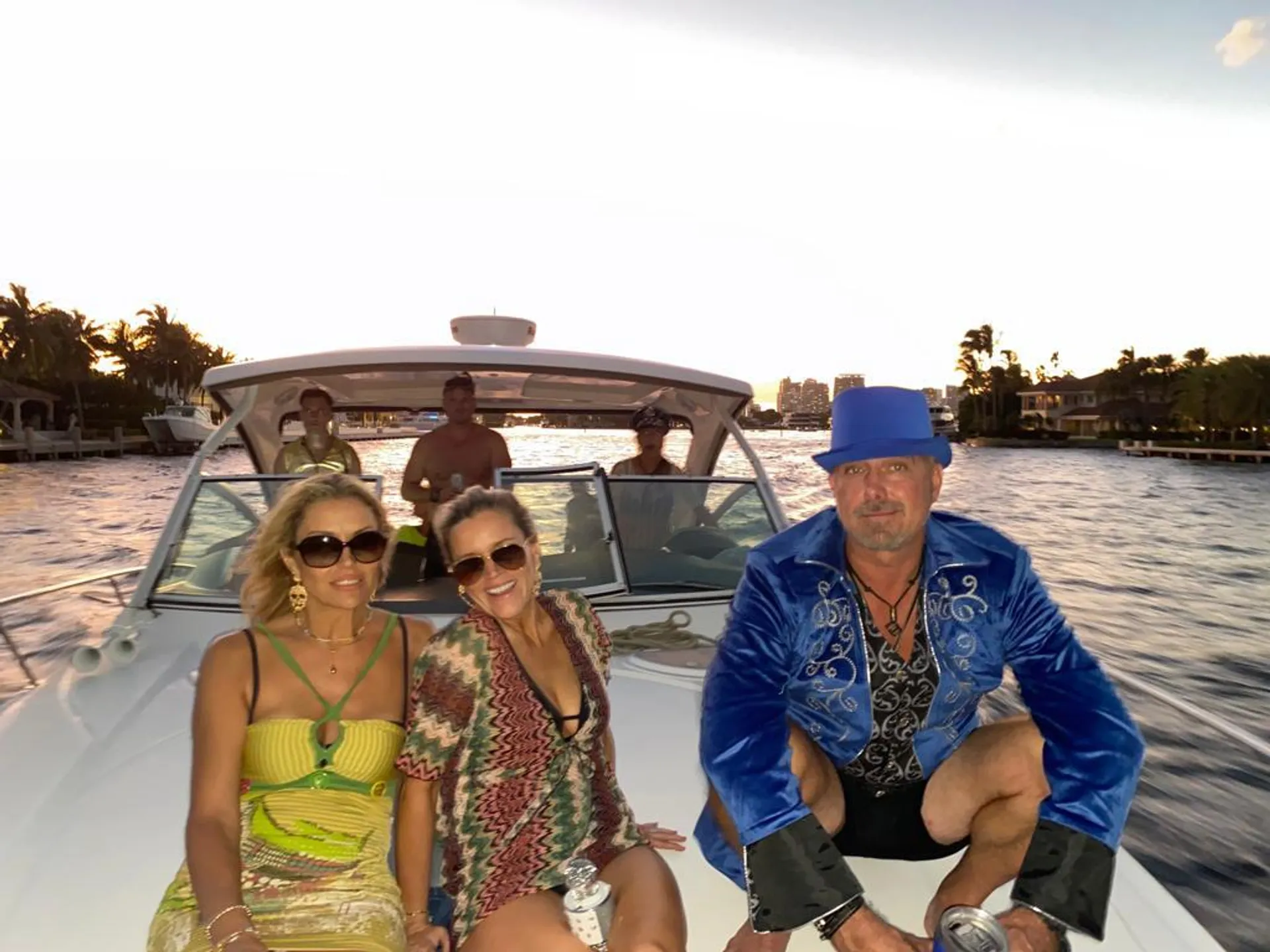 Cruisers Yachts 380 Express Joystick in Pompano Beach, FL — photo 5