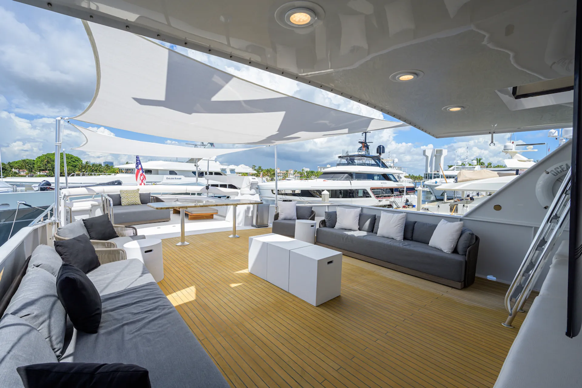 Broward  122 in Miami, FL — photo 5