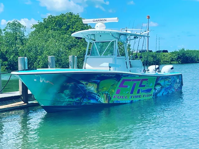Rent a Regulator Boats center console in Port Orange, FL near me