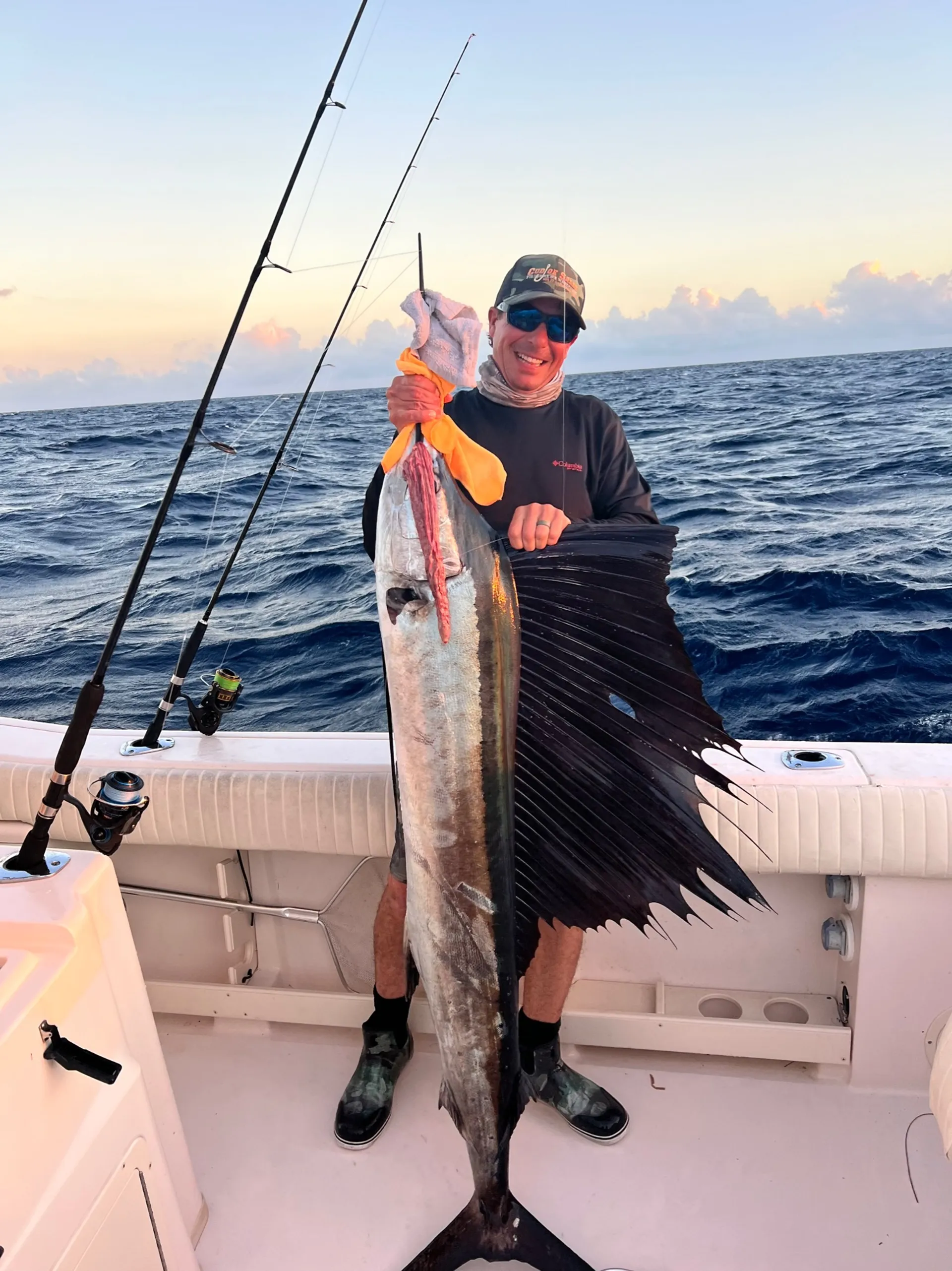 Twin Vee with Charter Captain! Snorkeling, Fishing, Sandabars, Sunsets