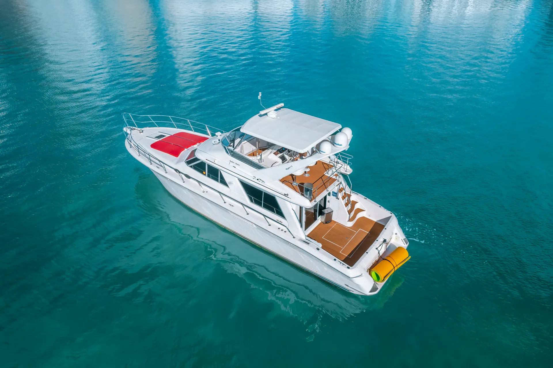 Sea Ray Boats 550 Sedan Bridge in Miami, FL — photo 5