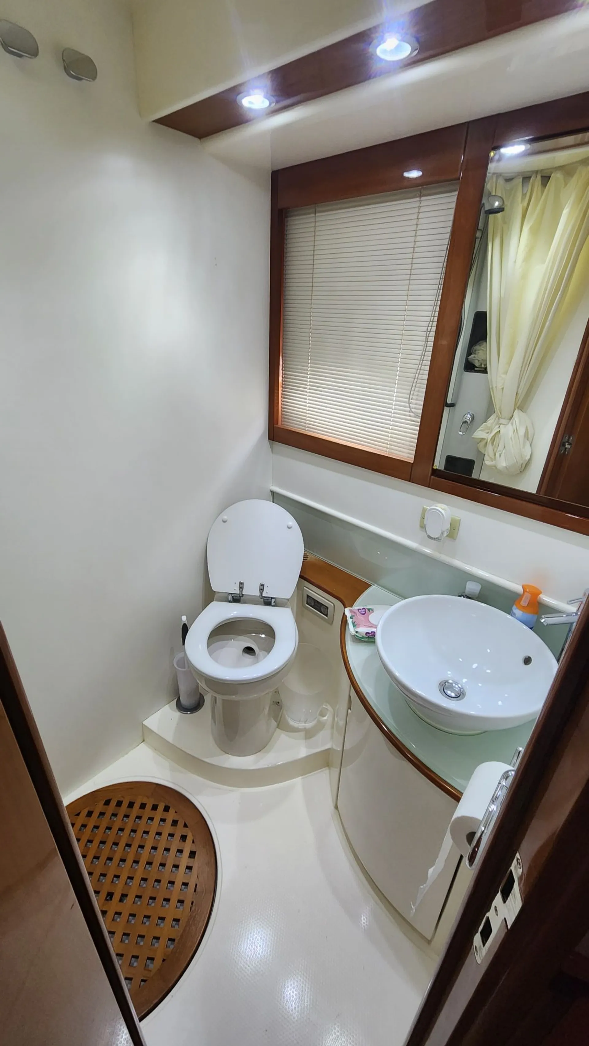 Pershing 52 "Slam'D" Slick Italian Yacht.