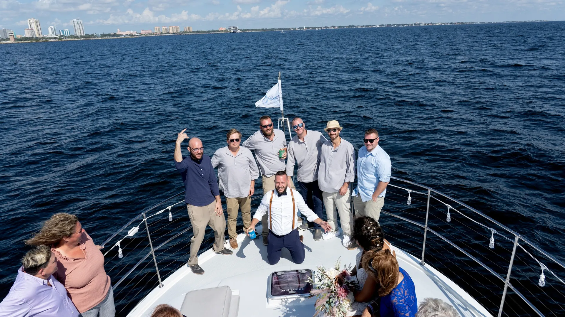 20 PASSENGERS USCG Inspected & Certified - Fuel Included - Smooth C's 