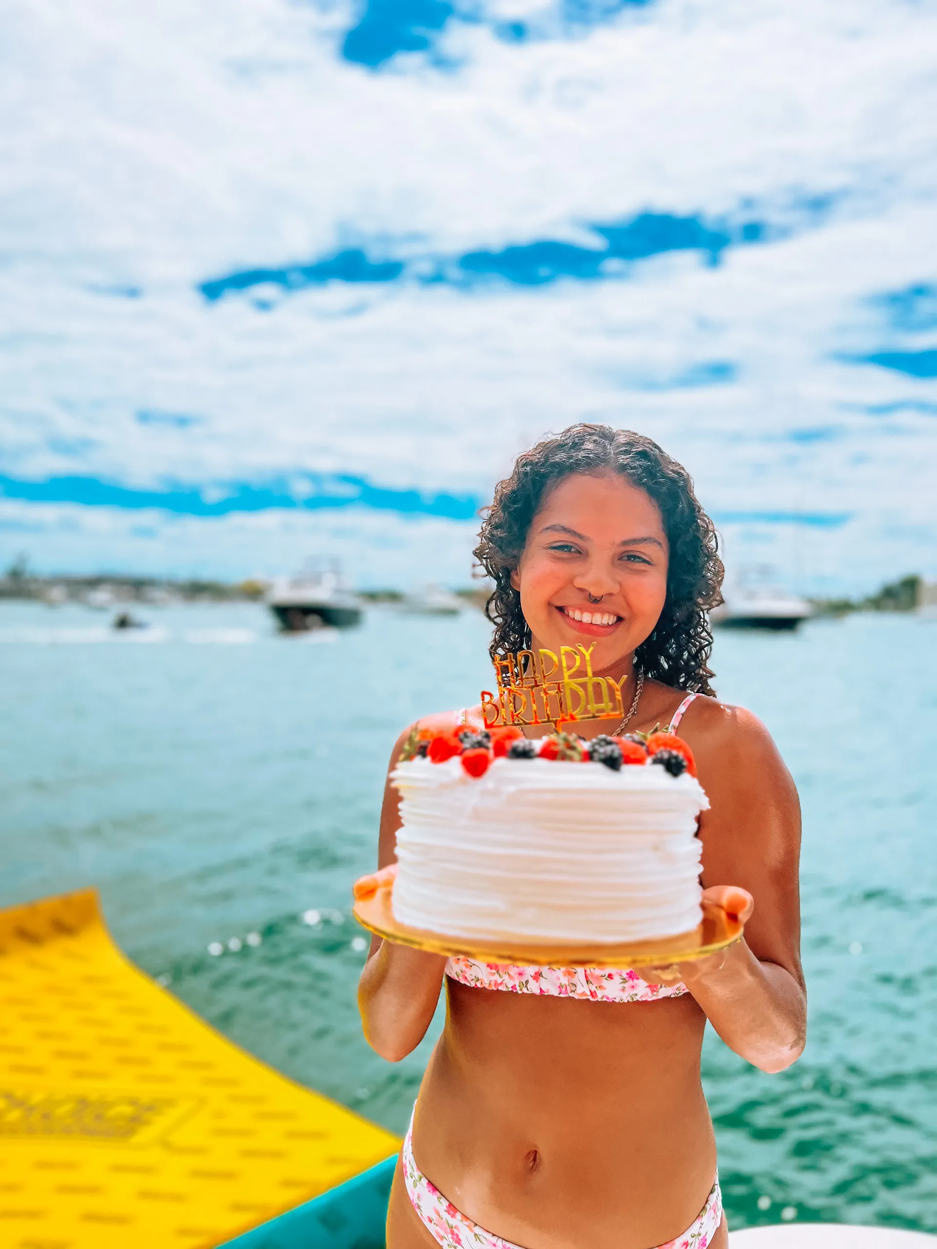 SEA RAY 45' PRIVATE YACHT! GET 1HR FREE Monday-Thursday!
