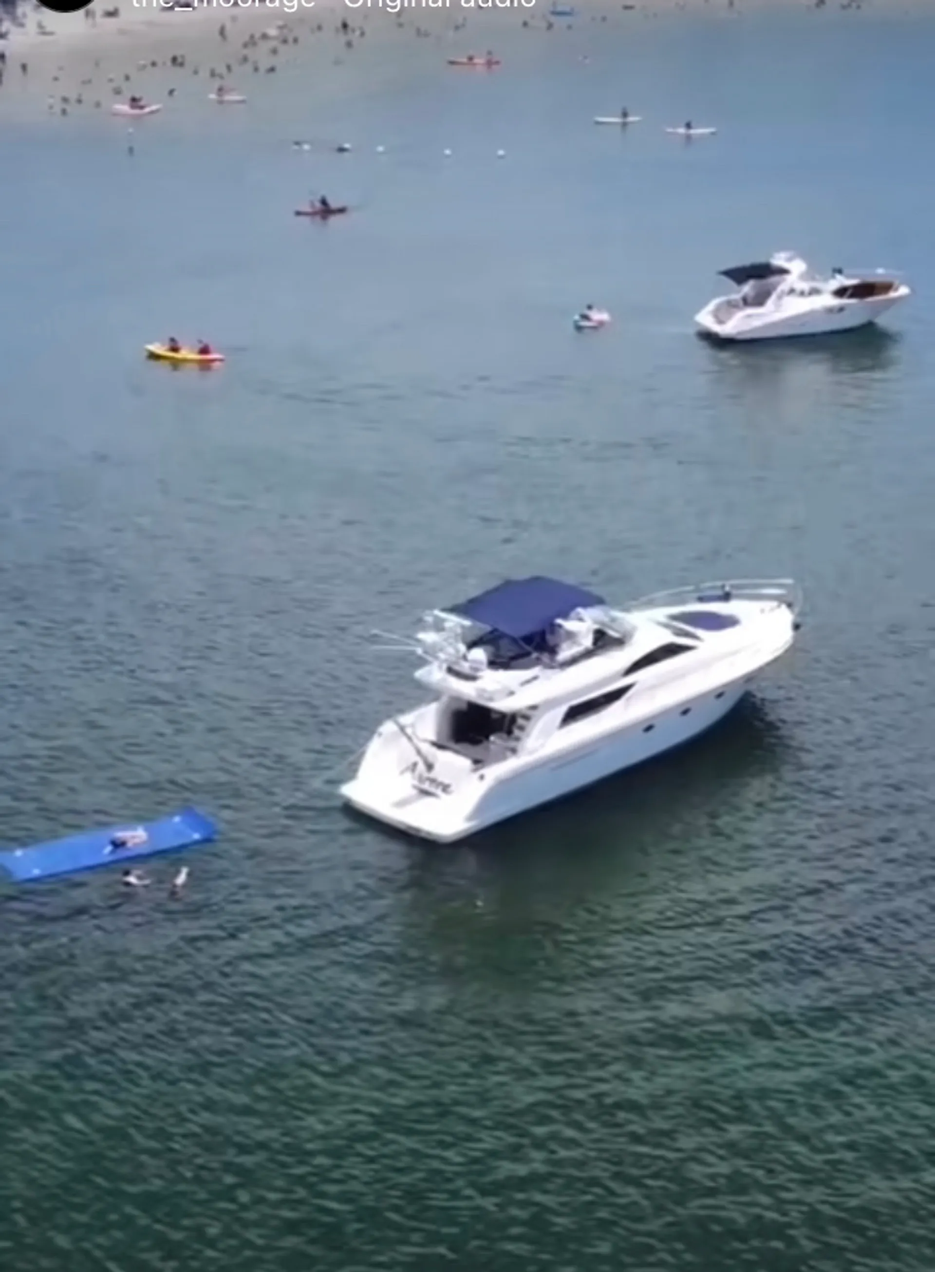 Uniesse Boats 55 Flybridge in Miami, FL — photo 5