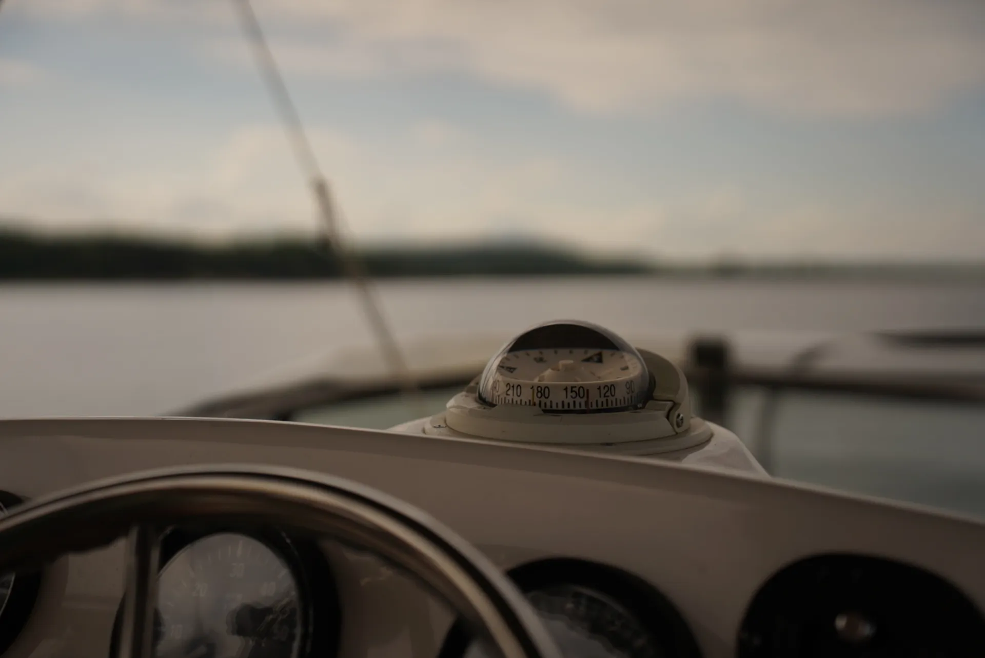 Silverton Marine 352 Motor Yacht in Saint Paul, MN — photo 8