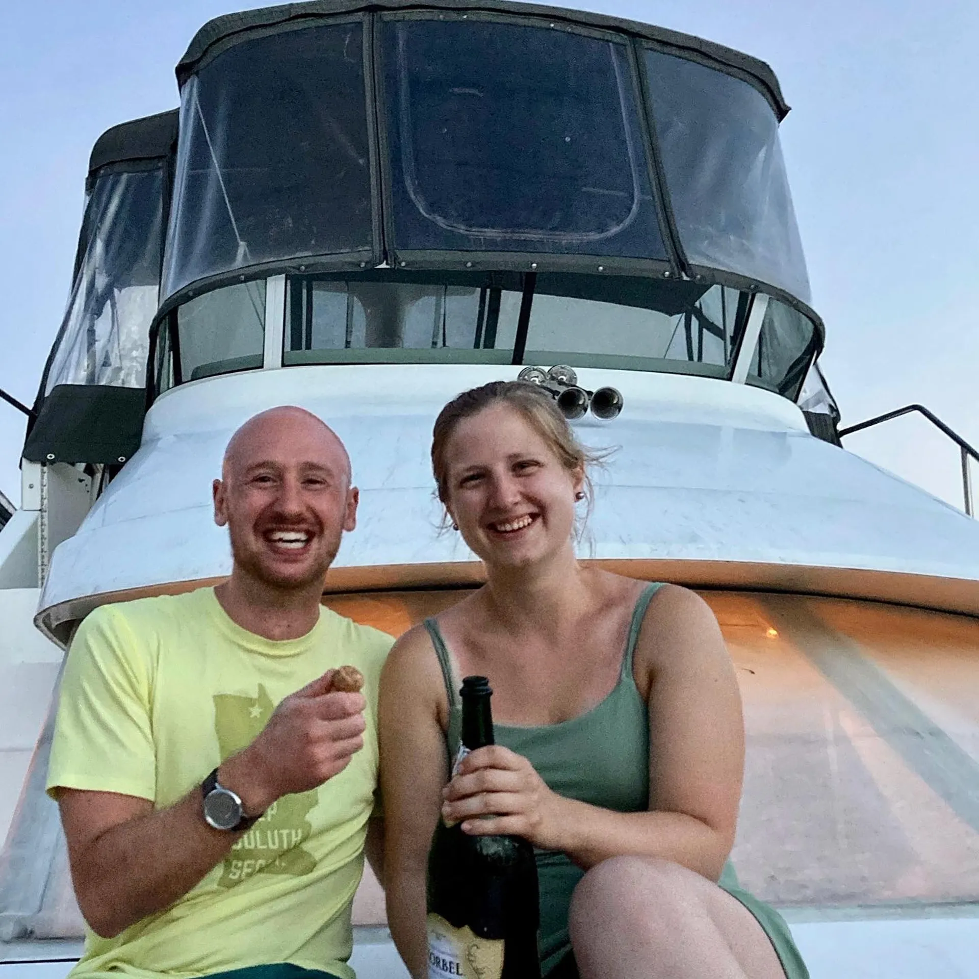 Silverton Marine 352 Motor Yacht in Saint Paul, MN — photo 5