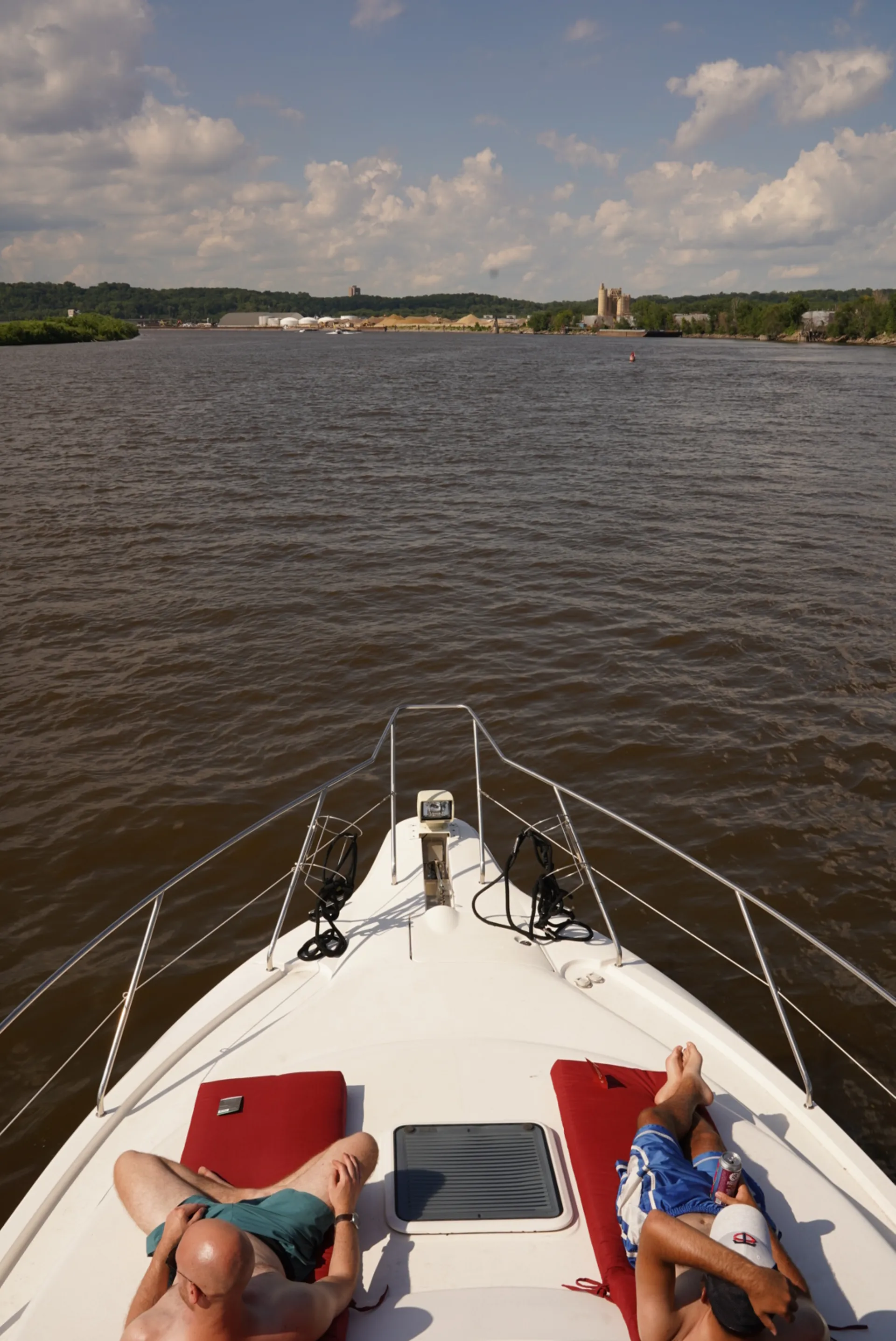 Silverton Marine 352 Motor Yacht in Saint Paul, MN — photo 6