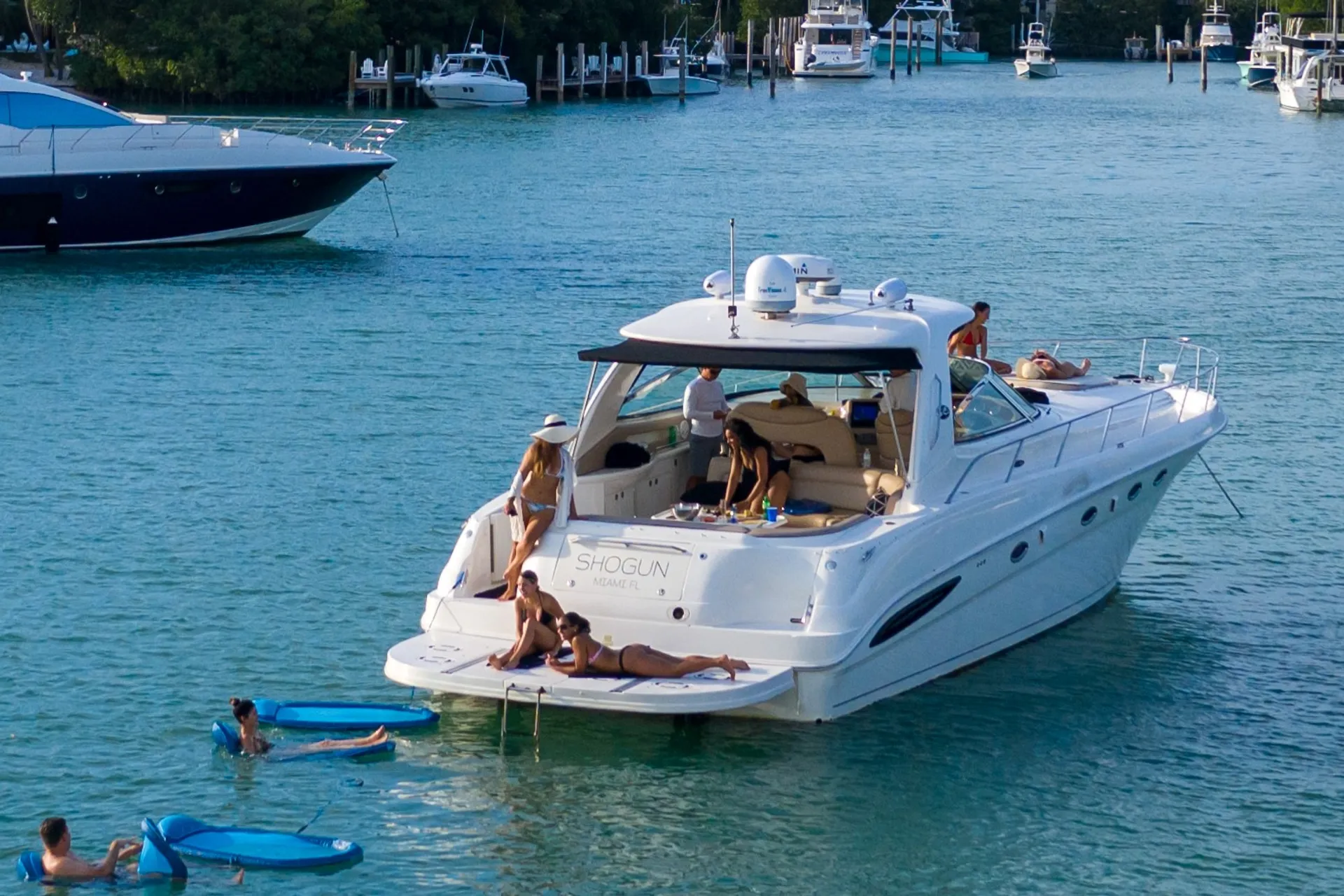 51' Sail Right From SOUTH BEACH...'