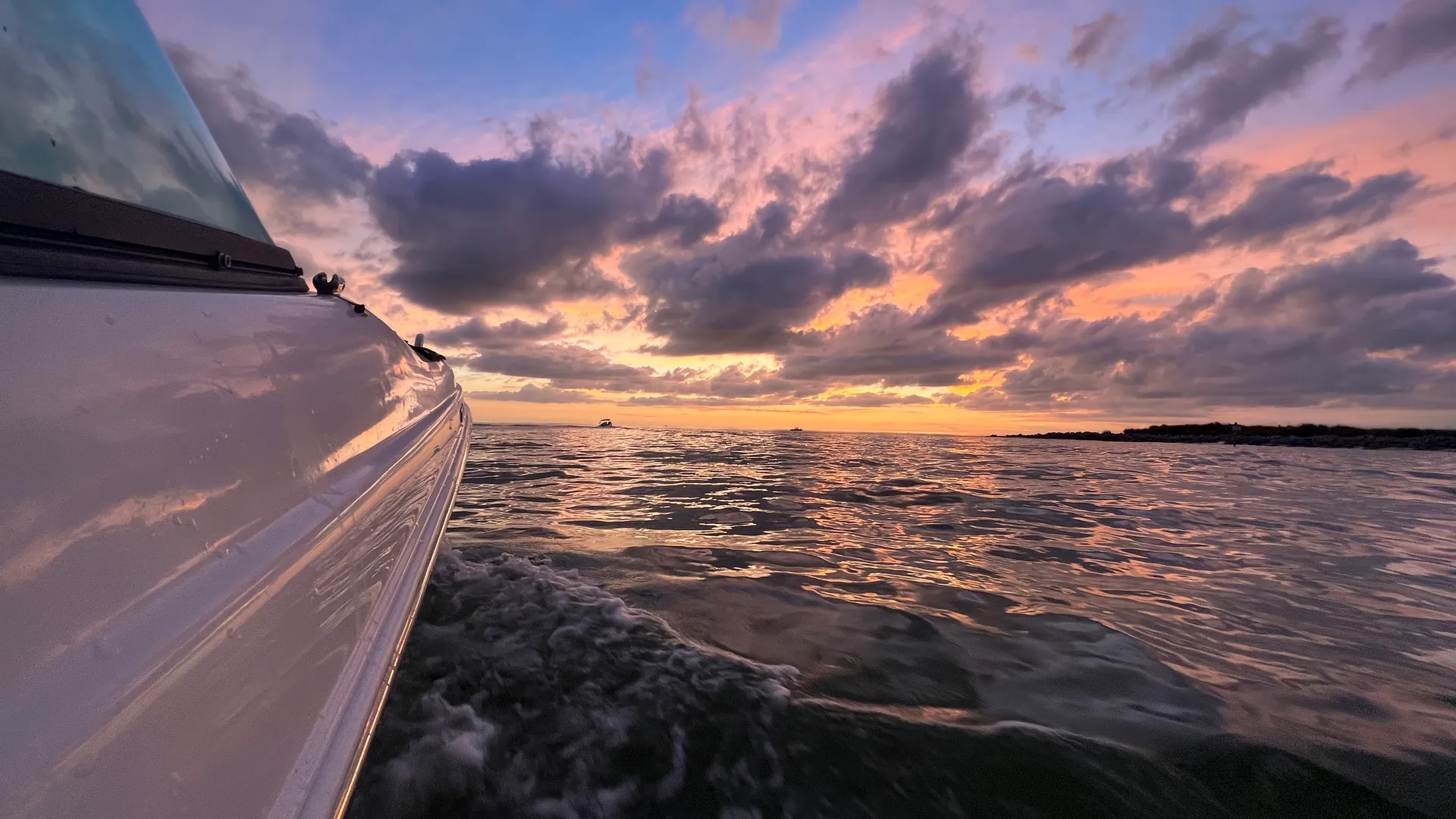 Treasure Island’s NauticStar - 6 pax/ great for tubing!