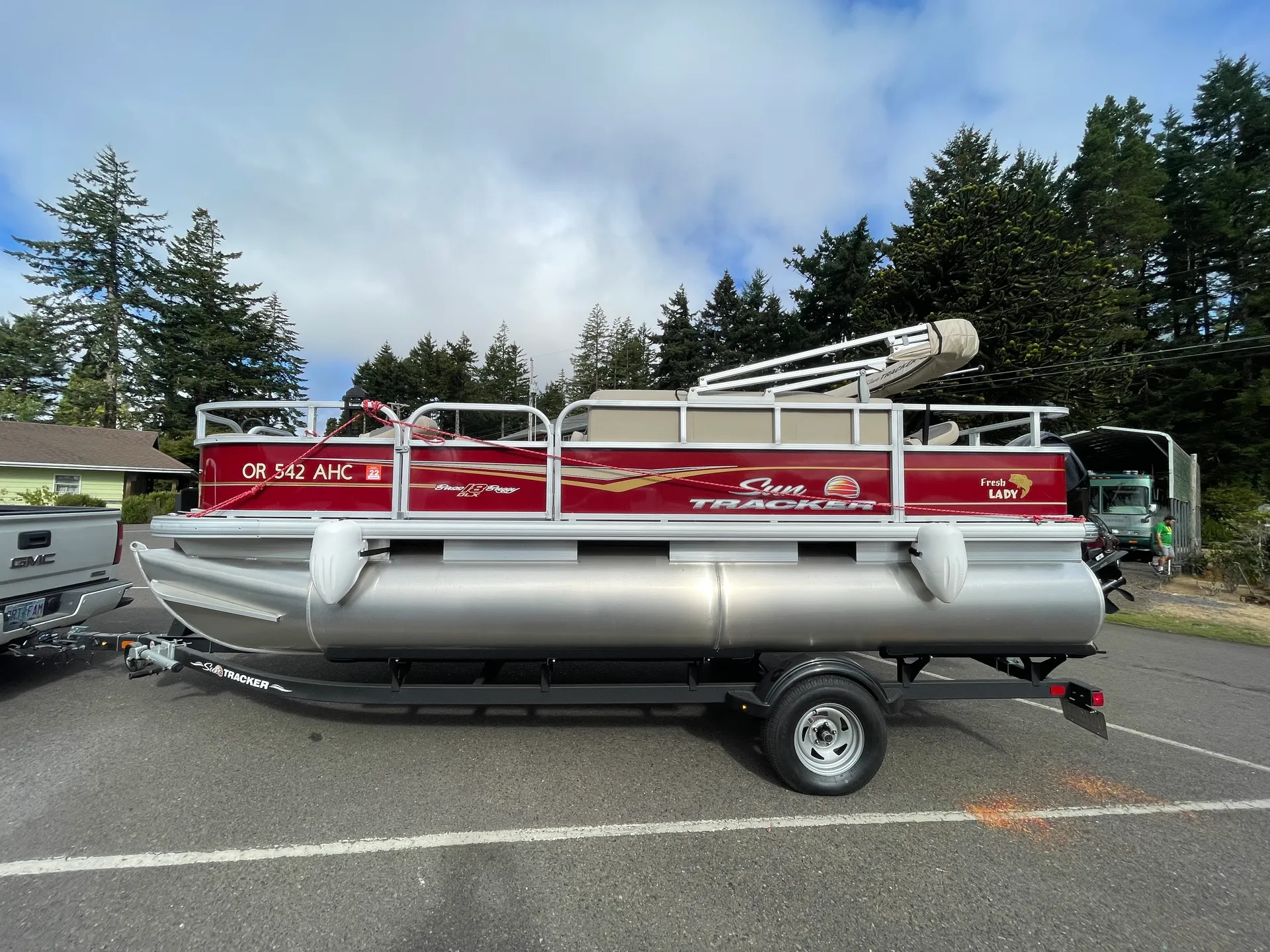 SUN TRACKER BASS BUGGY 18 DLX in Dunes City, OR — photo 3