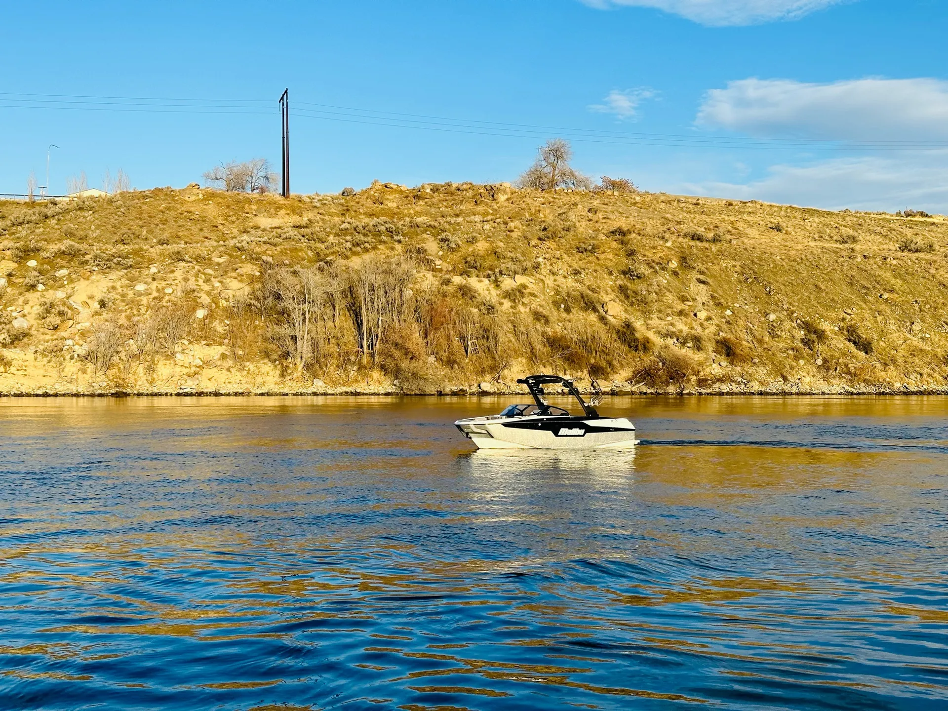 MALIBU BOATS M220 in East Wenatchee, WA — photo 6